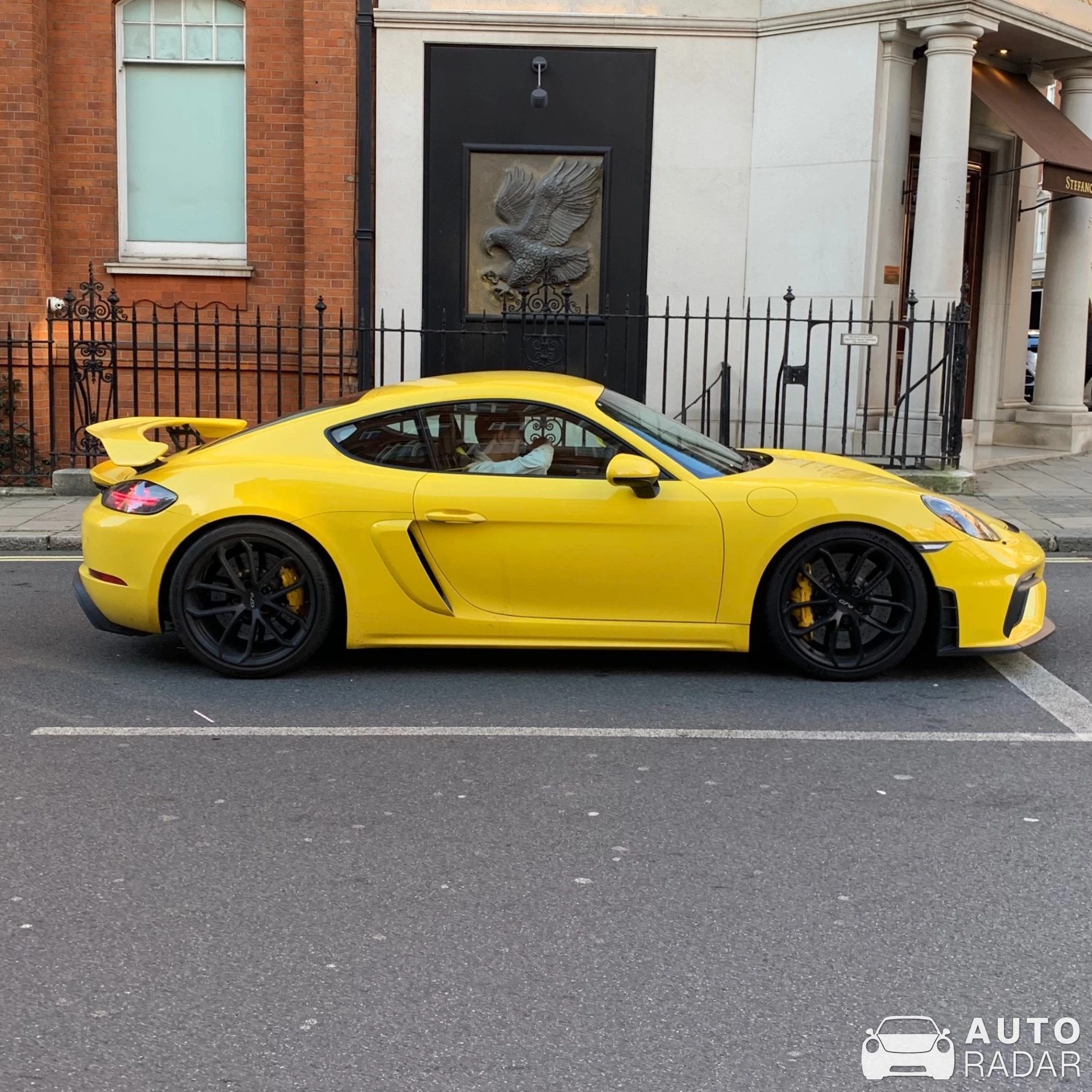 Porsche 718 Cayman GT4 spotted in Greater London, United Kingdom