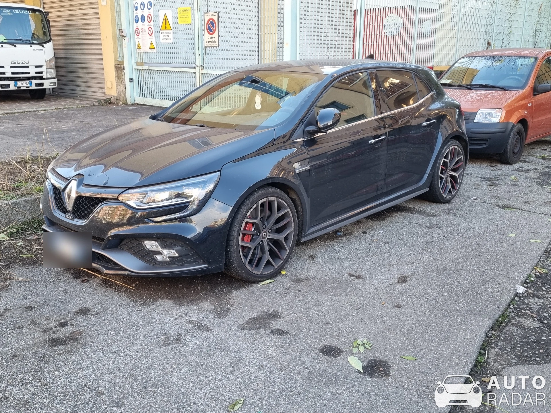 Renault Mégane RS spotted in Milano, Italia