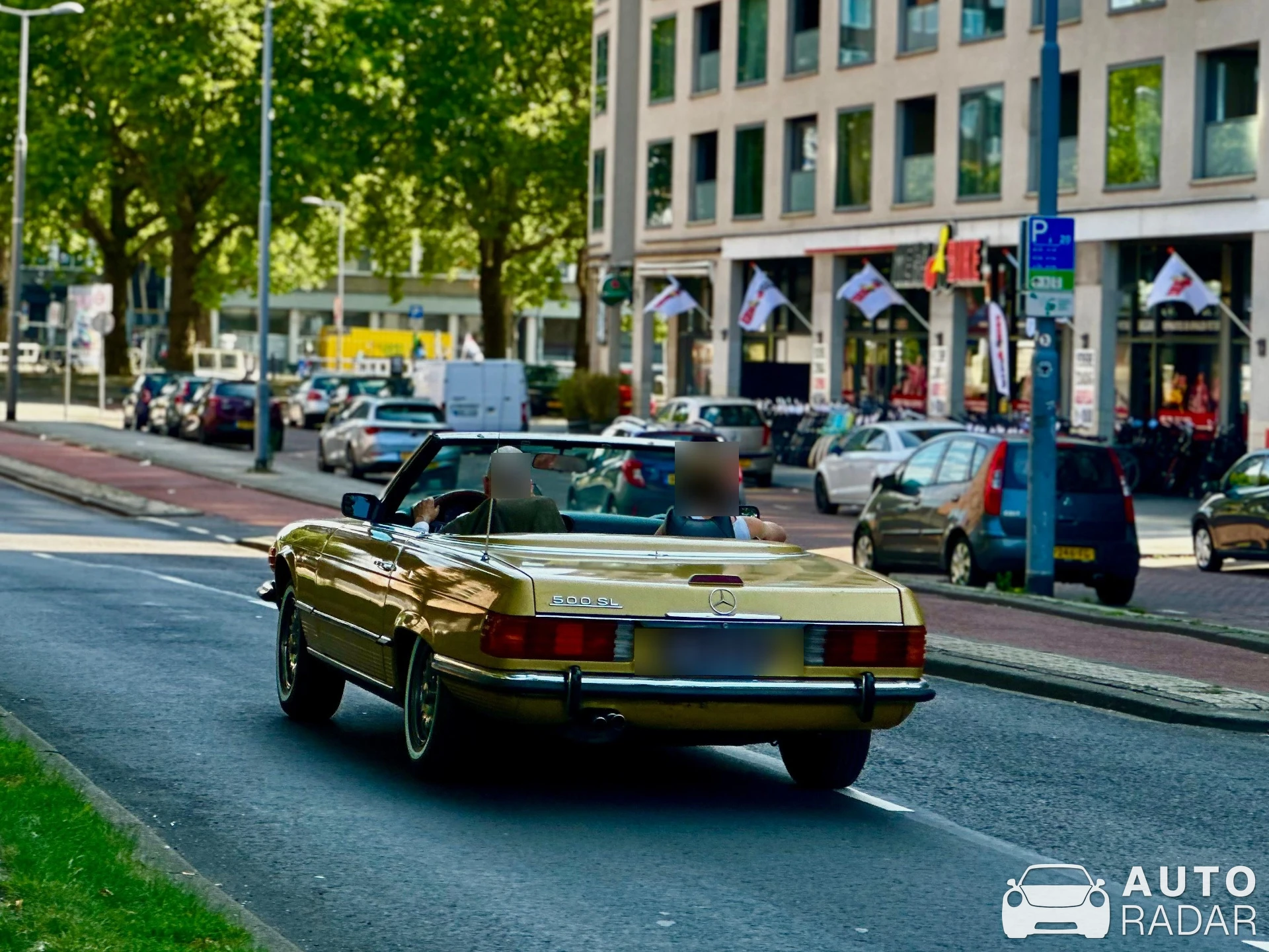 Mercedes-Benz 500 SL spotted in Rotterdam