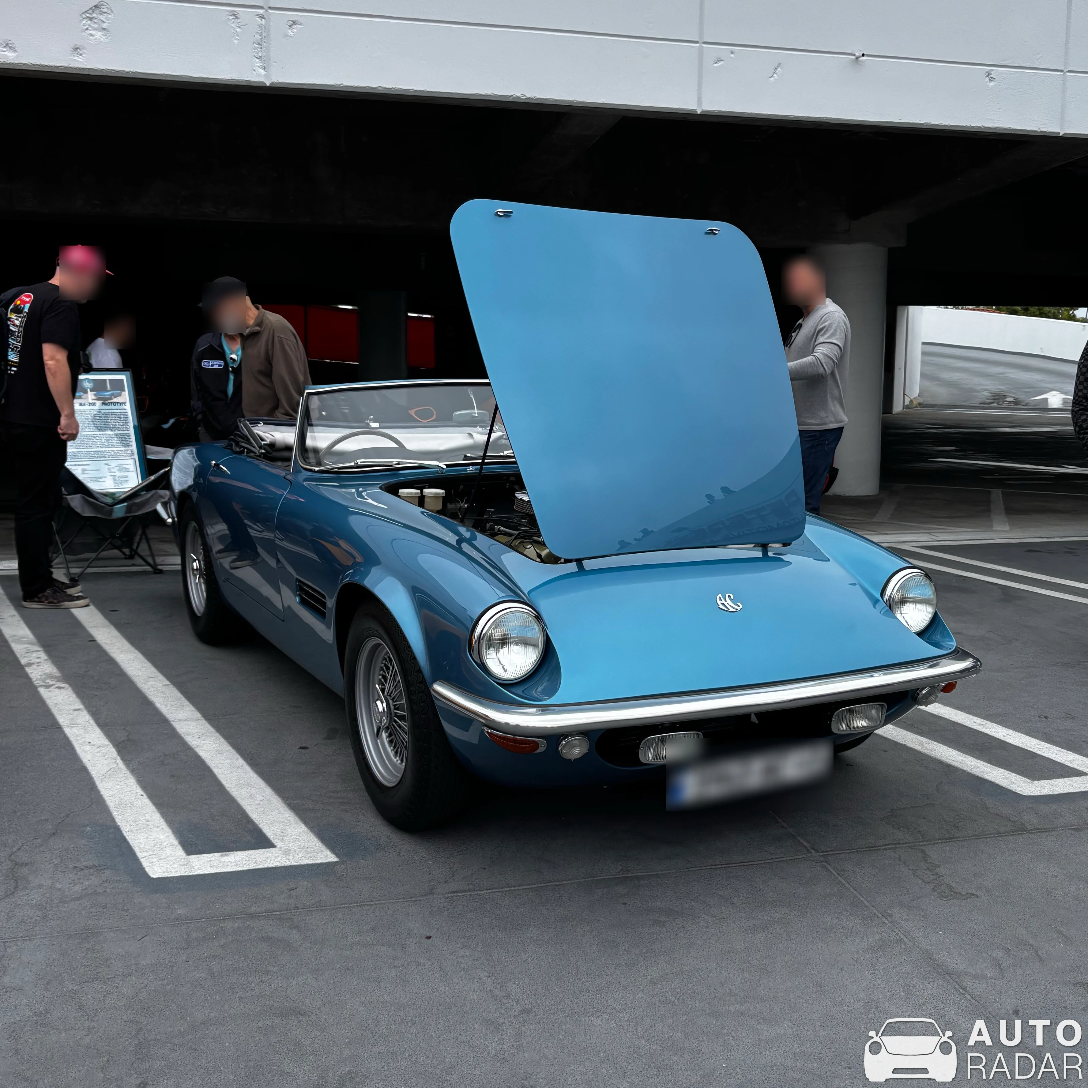 AC MA-200 spotted in Los Angeles