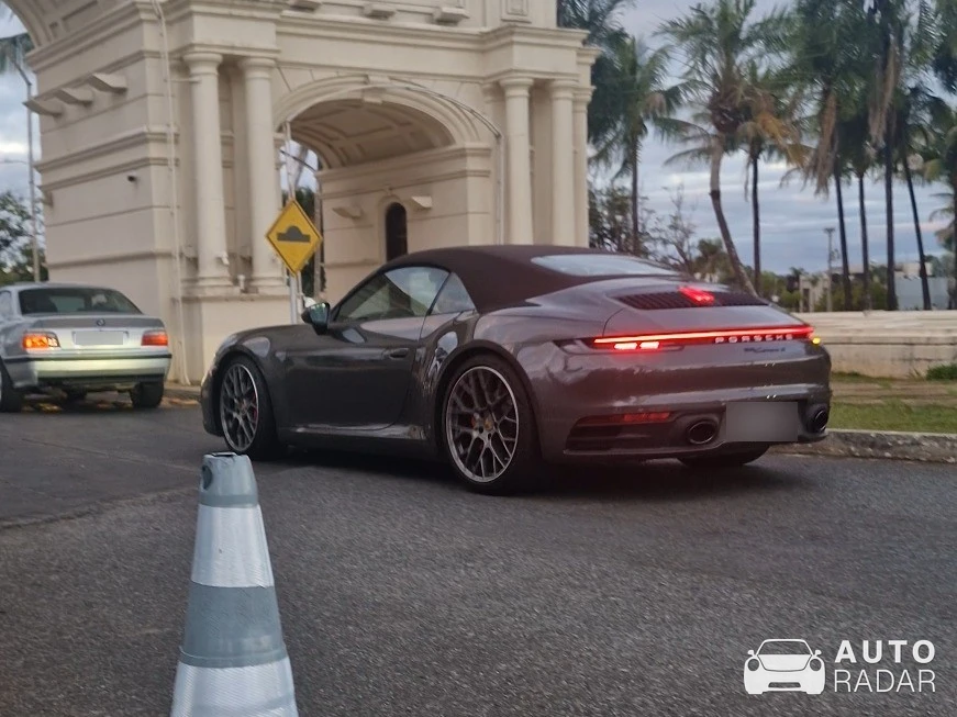 Porsche 992 Carrera 4 Cabriolet MkI spotted