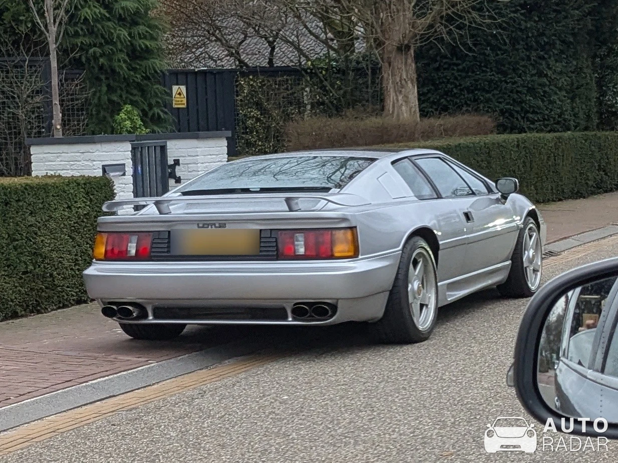 Lotus Esprit V8 GT spotted in Delden