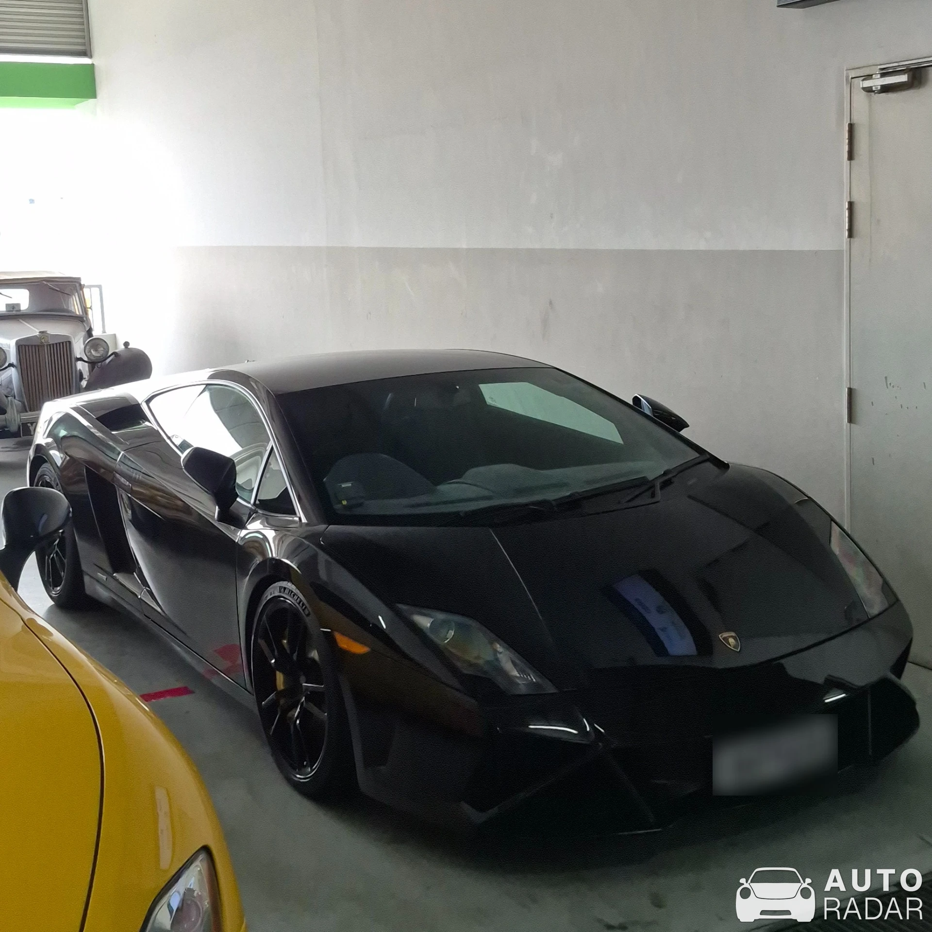 Lamborghini Gallardo LP550-2 spotted in Singapore