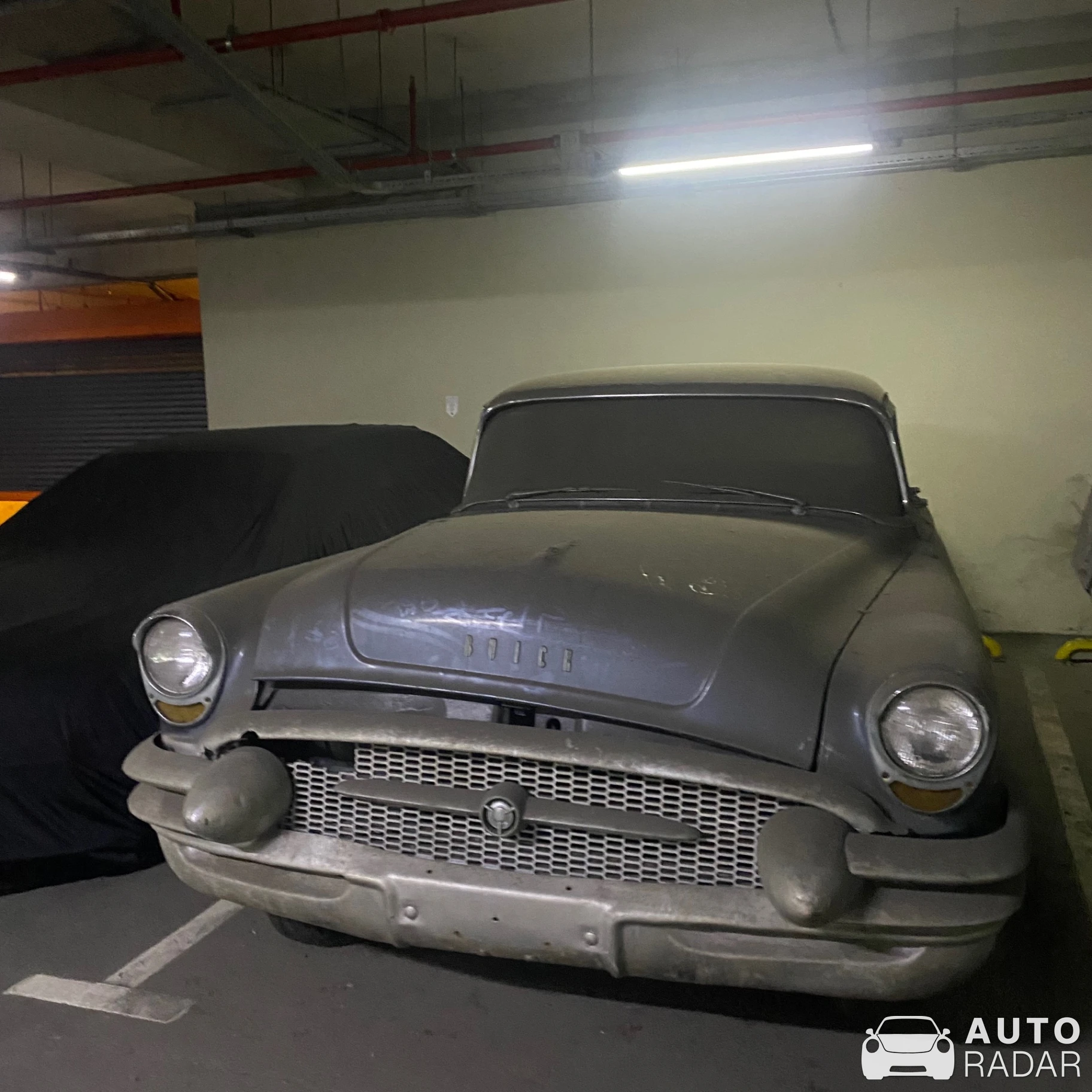 Buick Roadmaster spotted in Sarıyer, Türkiye