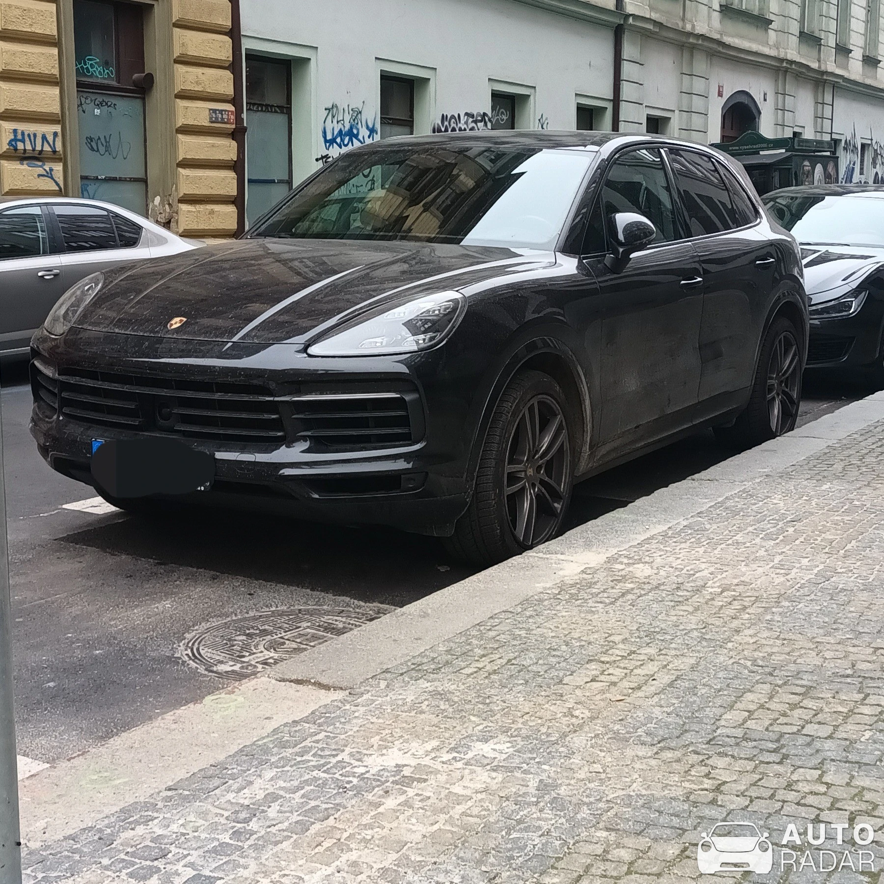 Porsche Cayenne S spotted in Hlavní město Praha, Česko