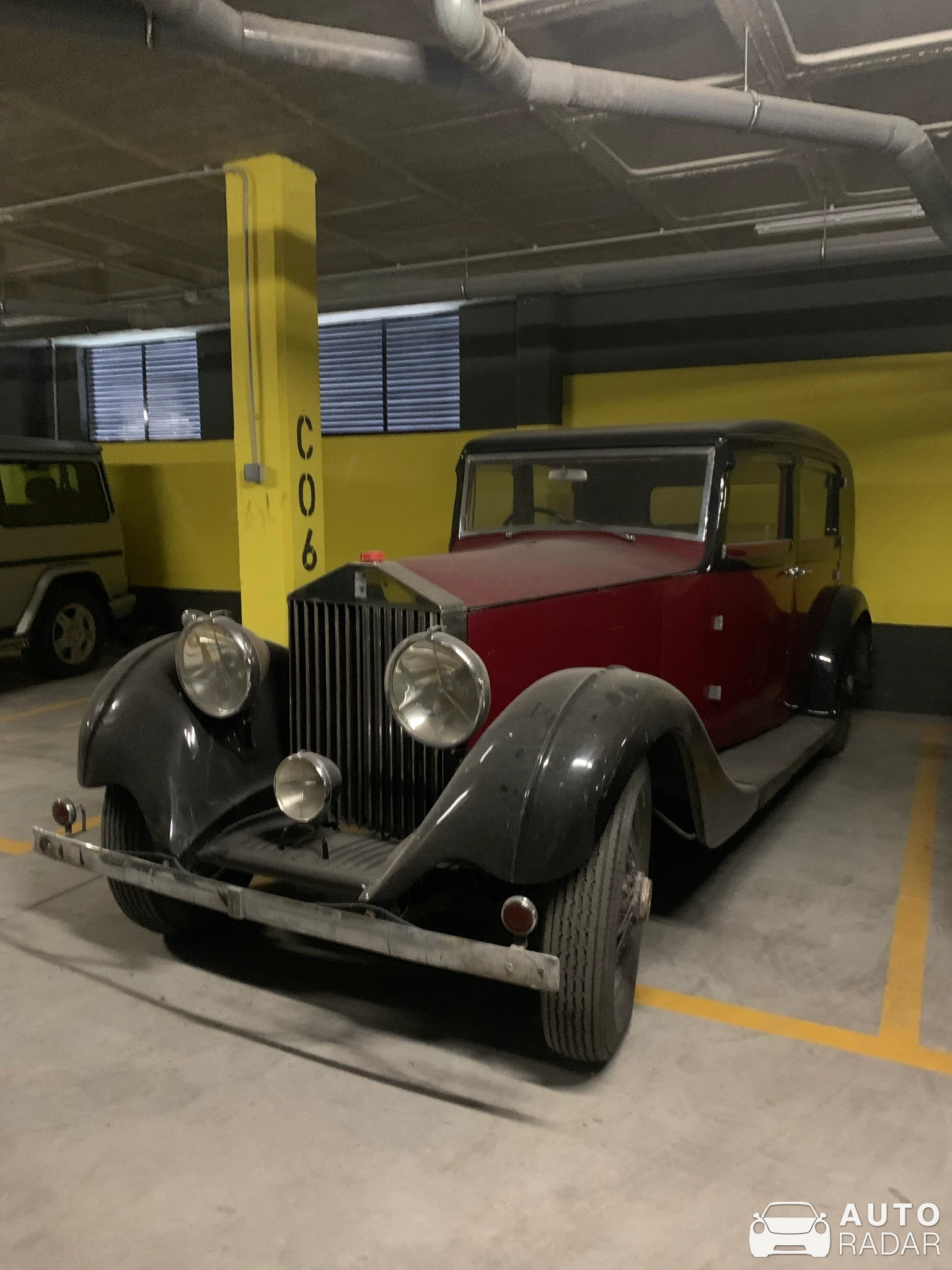 Rolls-Royce Phantom VII Series II Limousine spotted in Madrid