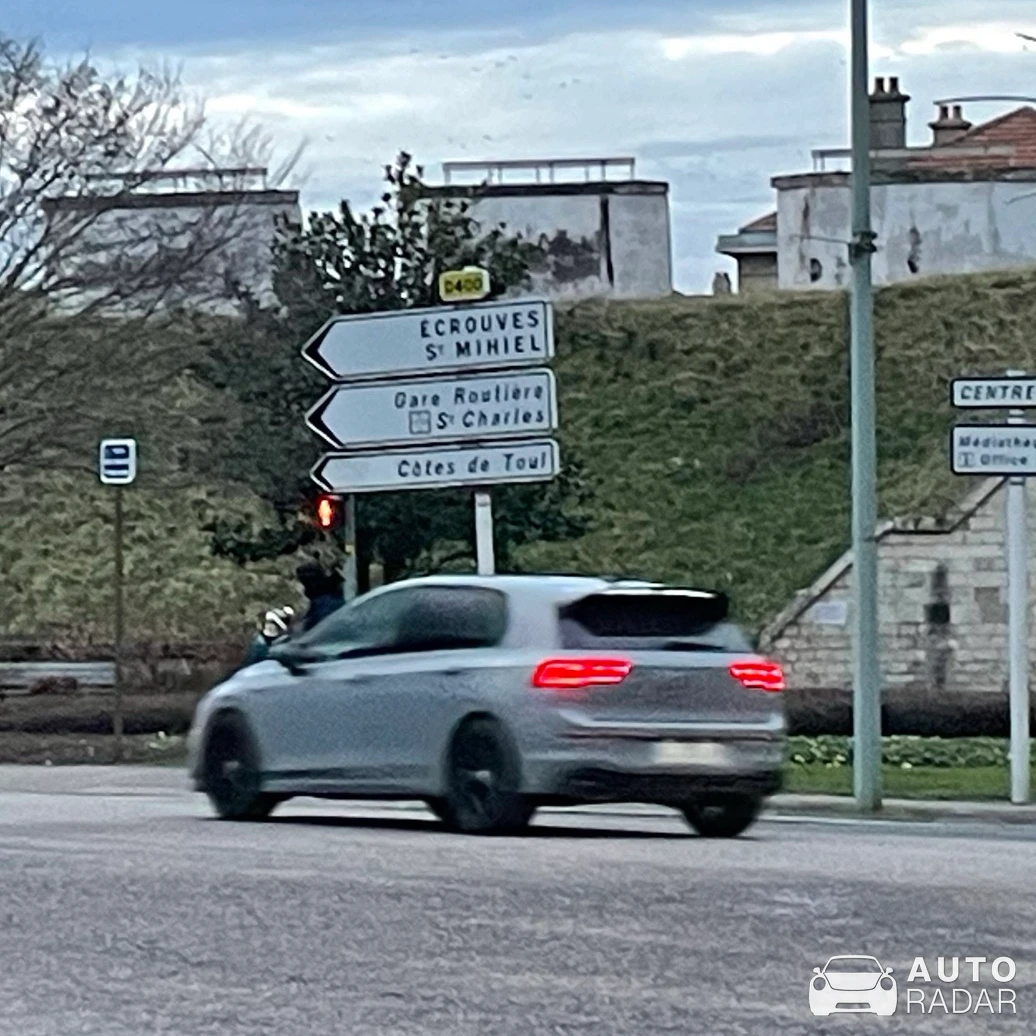Volkswagen Golf 8 R Variant spotted in Toul, France