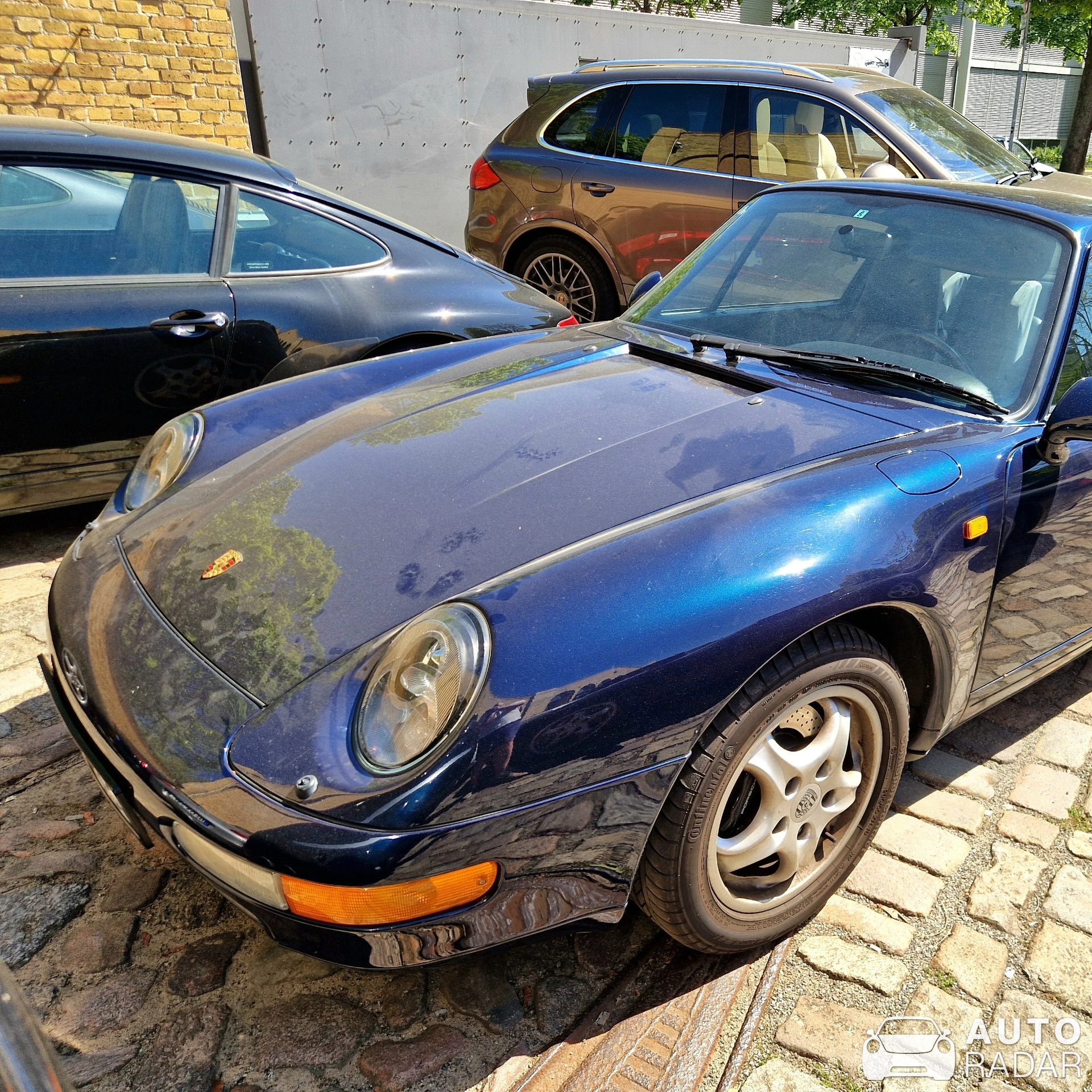 Porsche 993 Carrera 4 spotted in Berlin