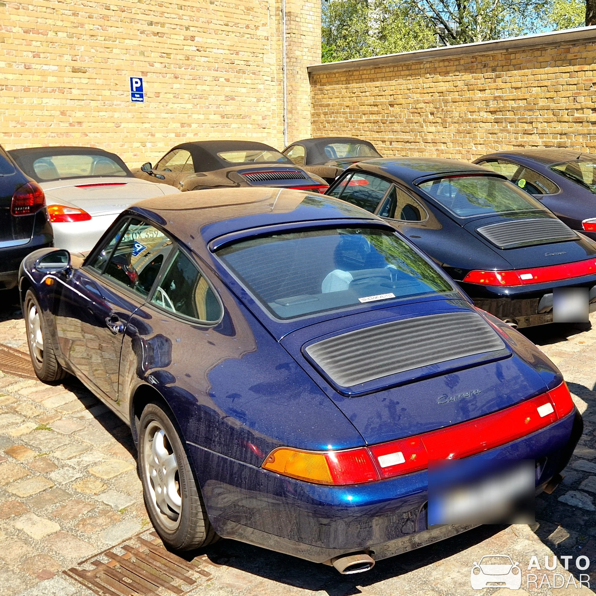 Porsche 993 Carrera 4 spotted in Berlin, Germany