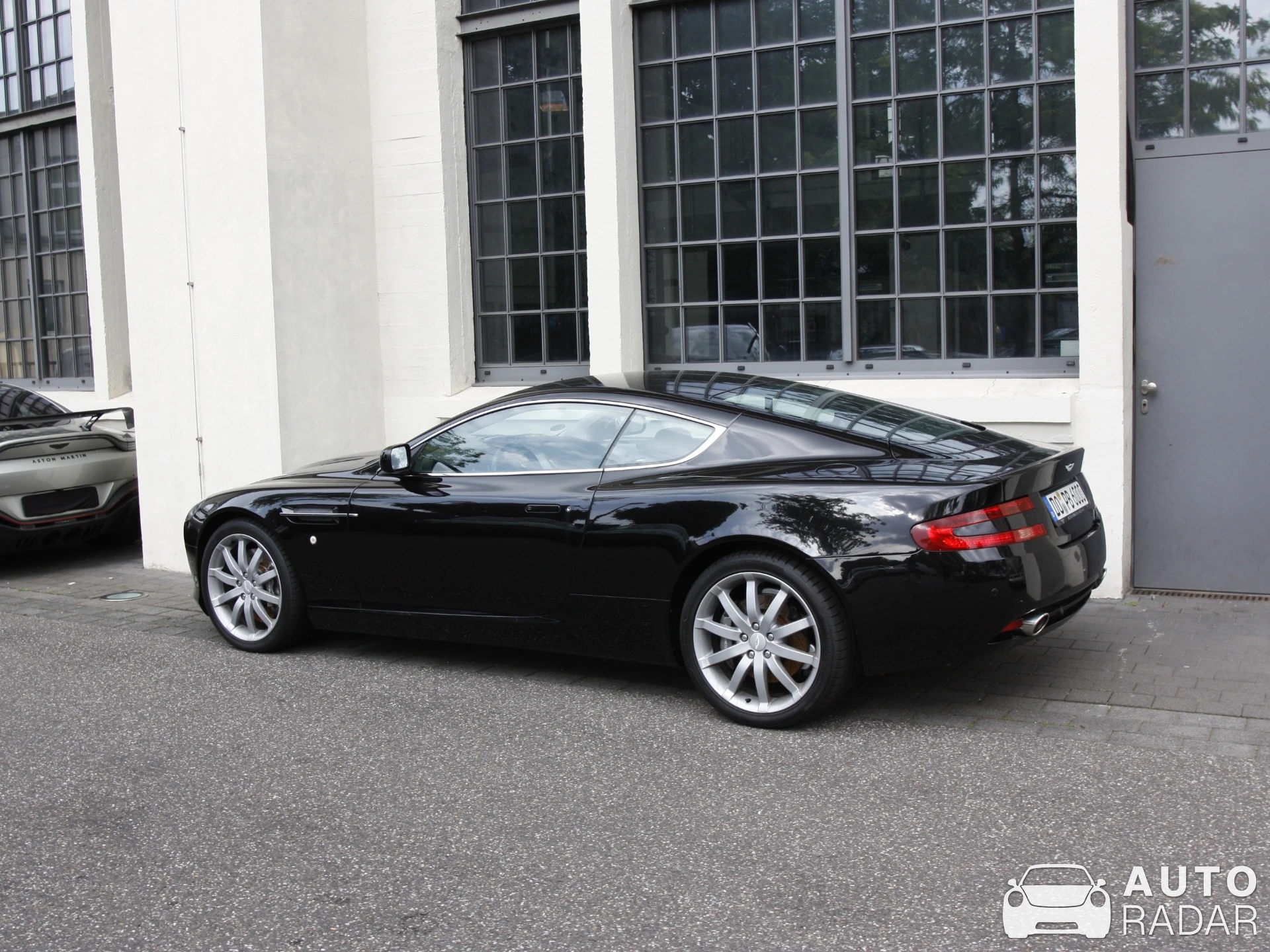 Aston Martin DB9 Volante 2013 spotted in Düsseldorf