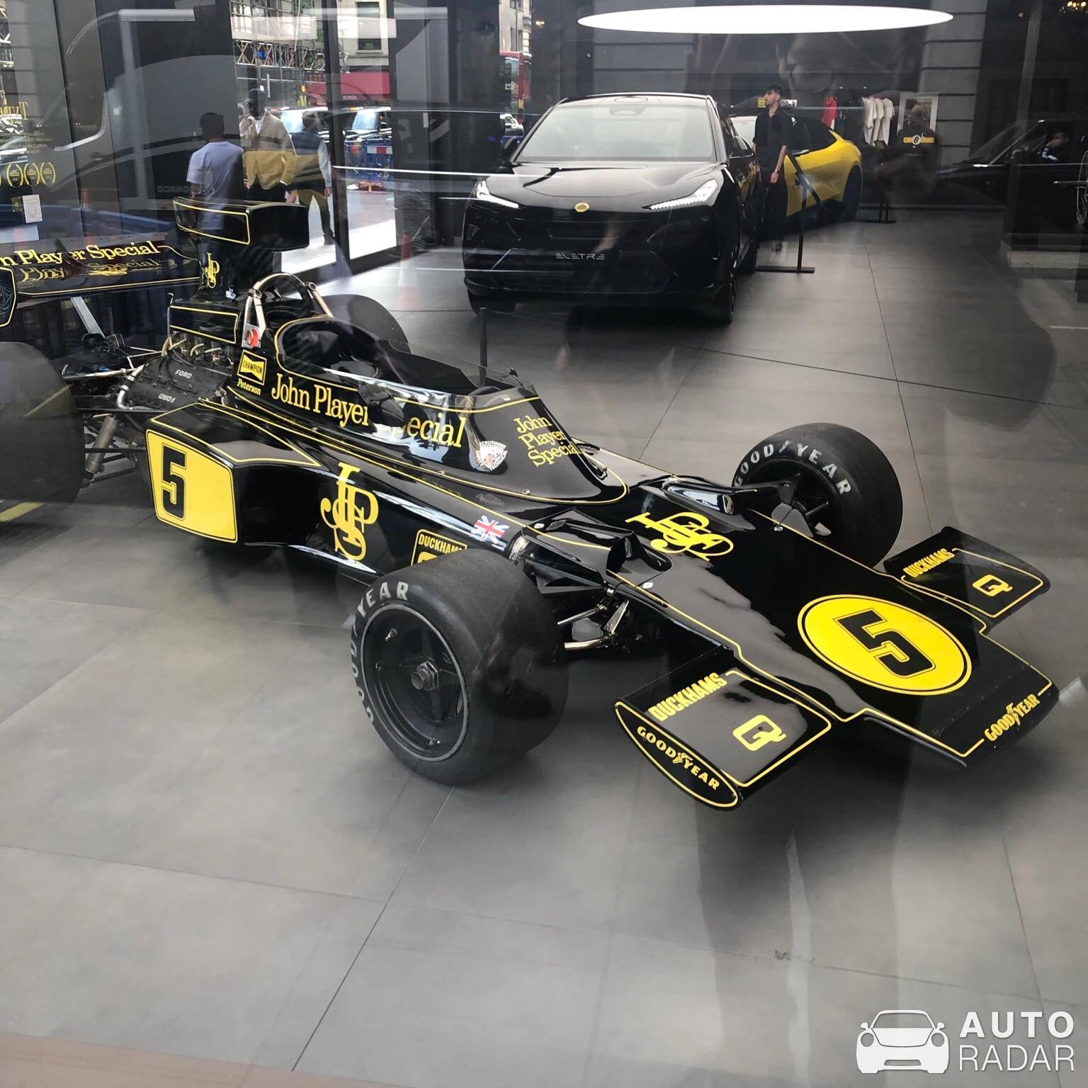 Lotus 72 spotted