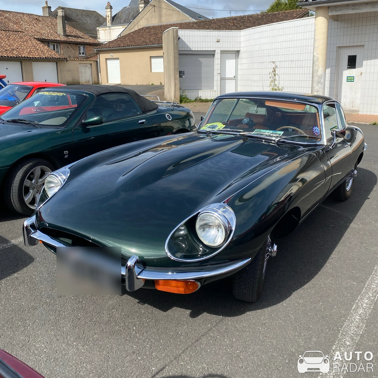 Jaguar E-Type 4.2 spotted in Gençay