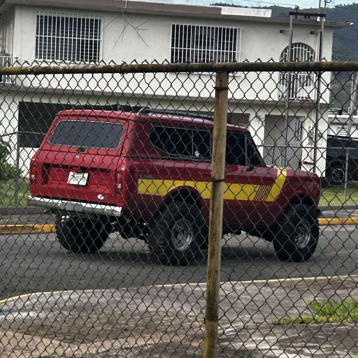 Jeepster Commando
