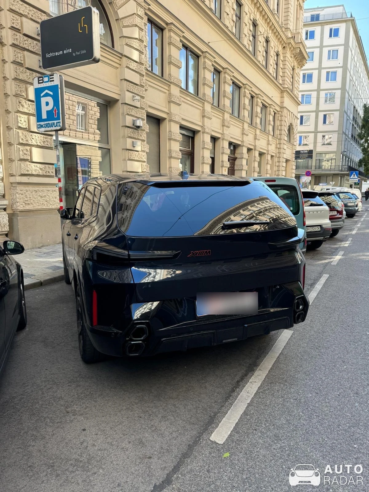 BMW XM G09 spotted in Wien, Austria