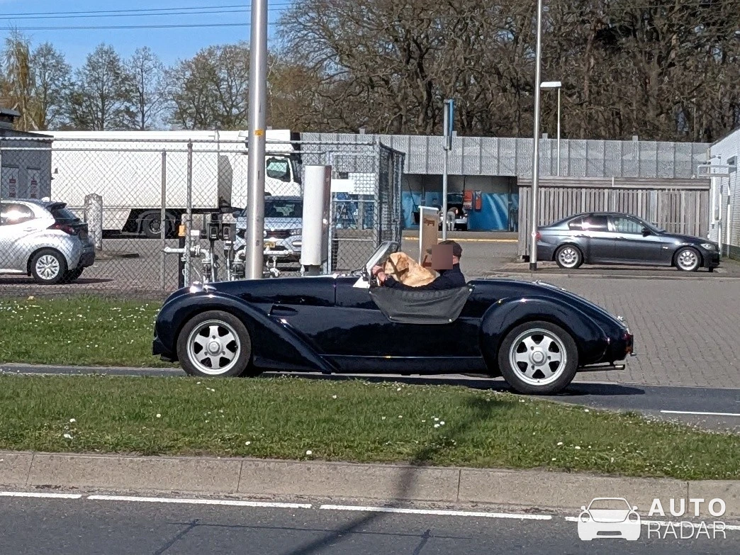 Burton 2CV spotted in Hengelo