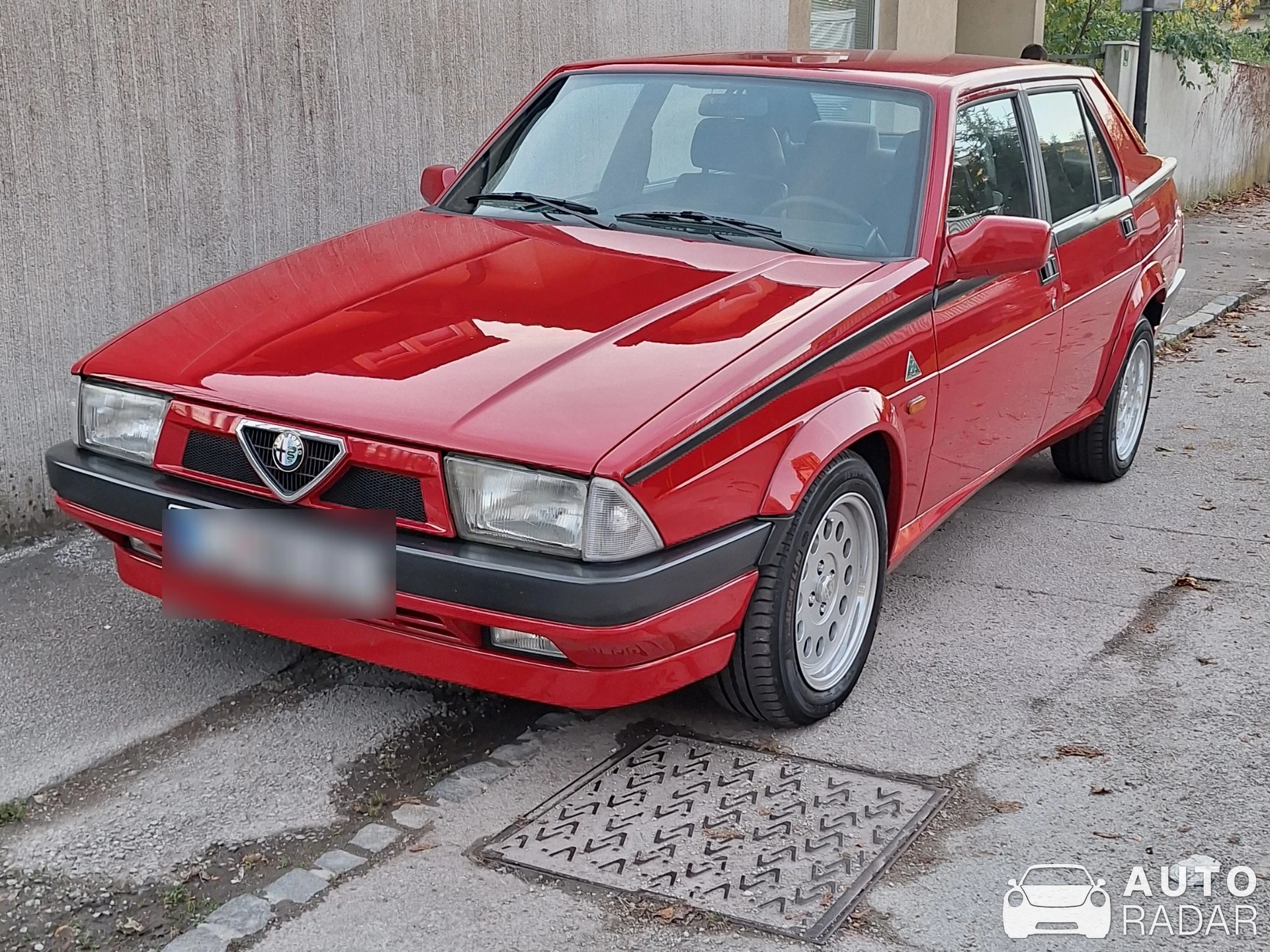 Alfa Romeo 75 3.0 V6 spotted in Ljubljana