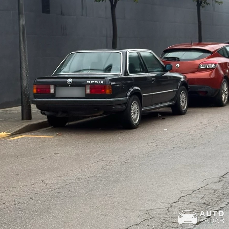 BMW 3 Series E30 spotted in Caldes de Montbui, España