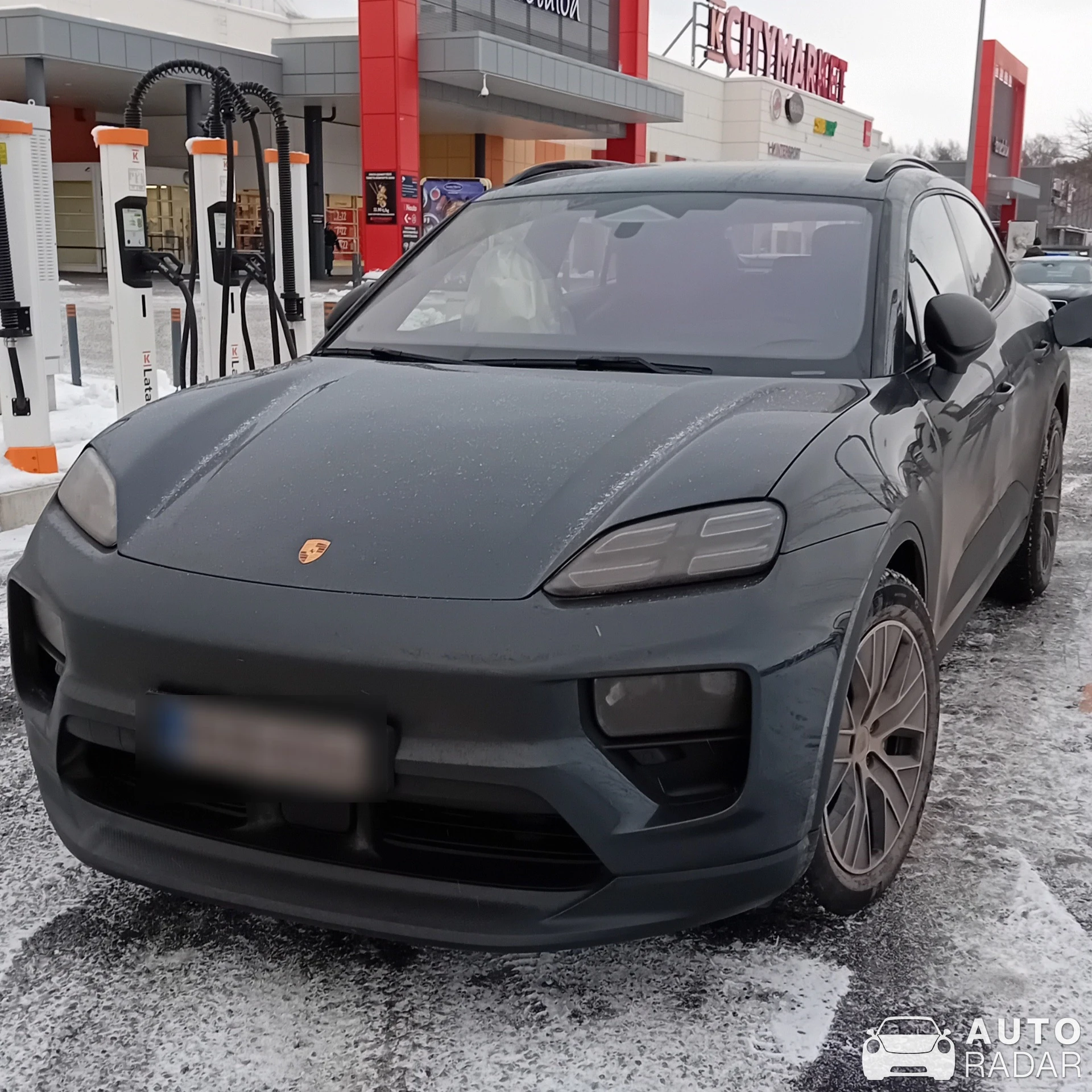 Porsche Macan EV spotted in Hämeenlinna, Suomi