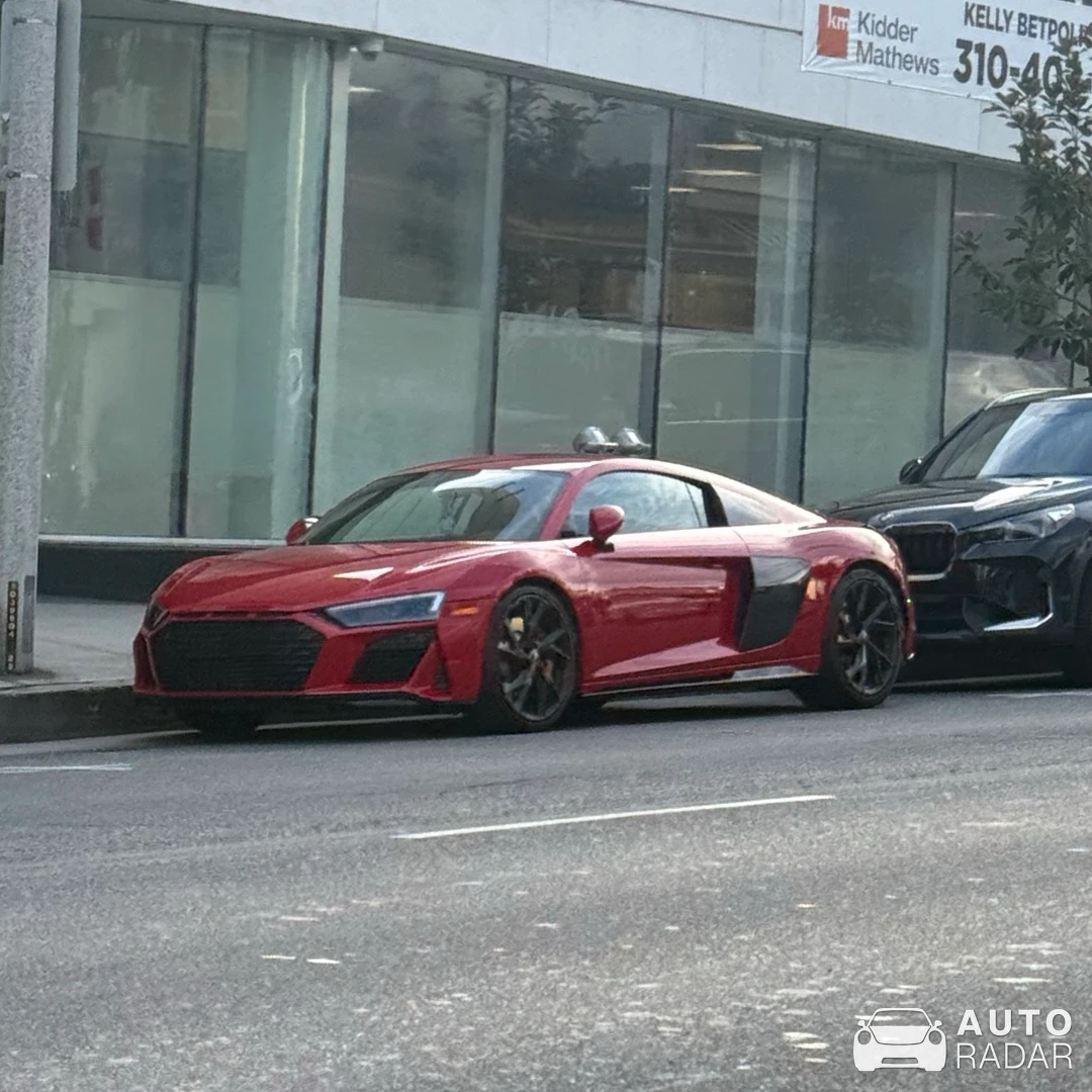 Audi R8 V10 Performance 2019 spotted in West Hollywood, United States
