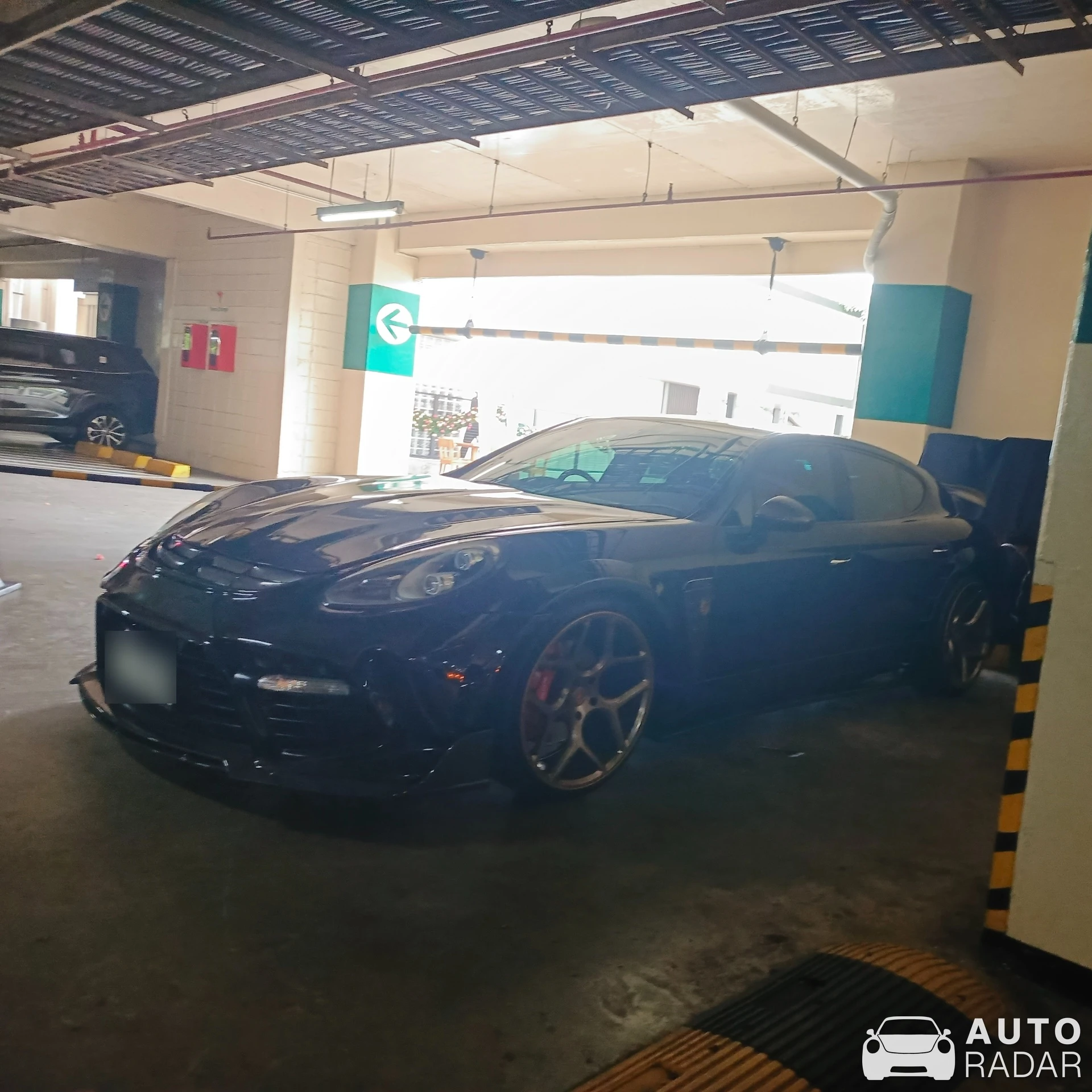Porsche 970 Panamera S spotted in Jakarta, Indonesia