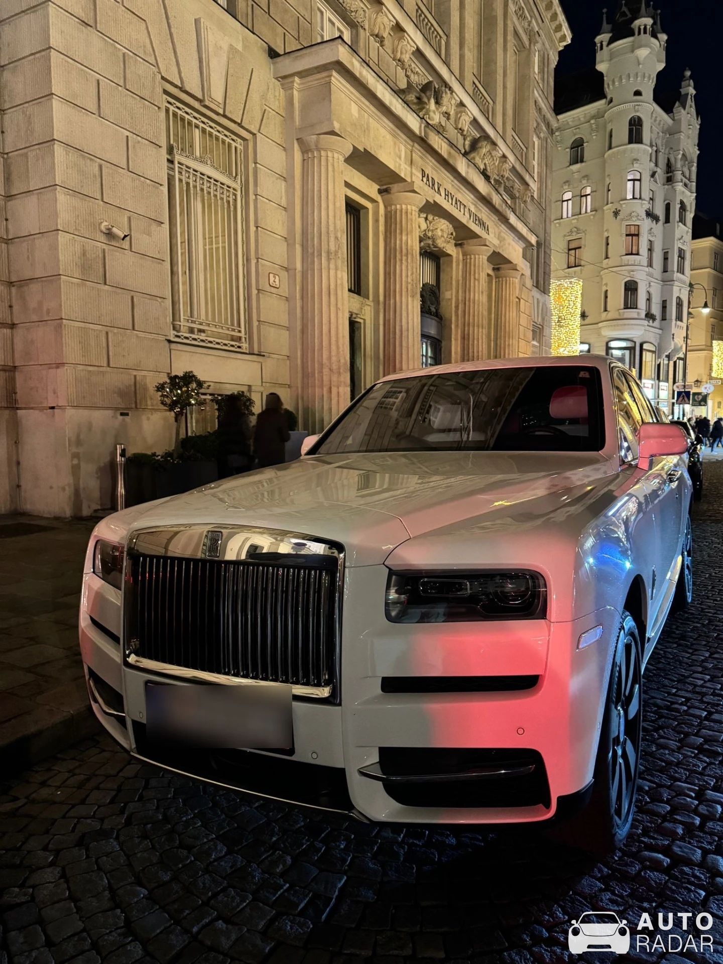 Rolls-Royce Cullinan spotted in Wien, Austria