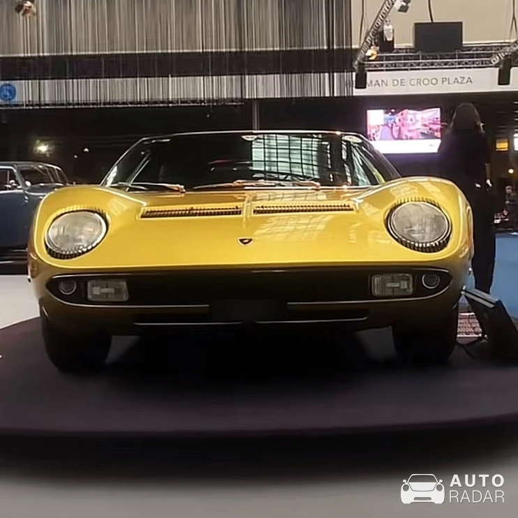 Lamborghini Miura P400 spotted in München, Deutschland