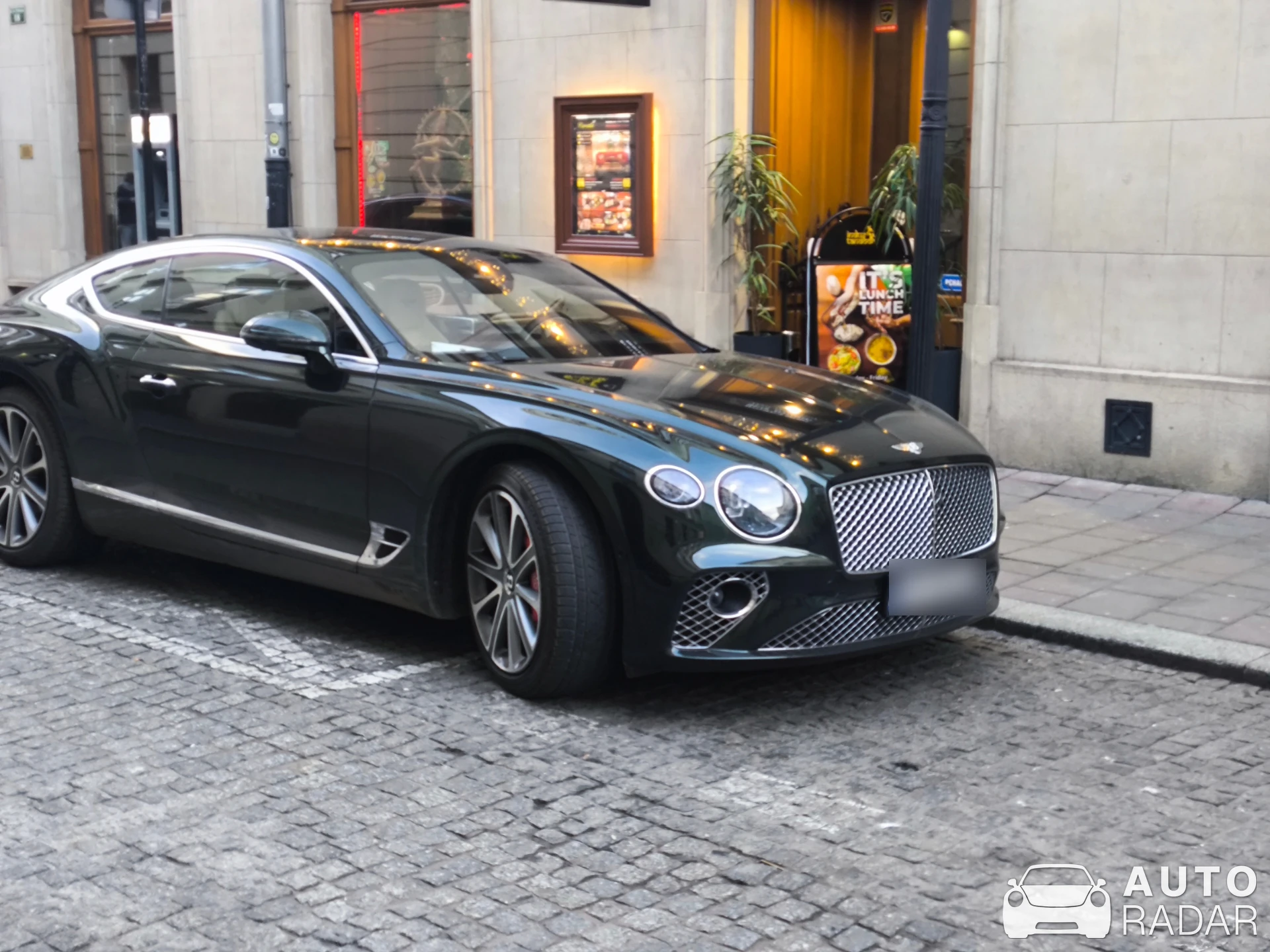 Bentley Continental GT spotted in Kraków, Pologne