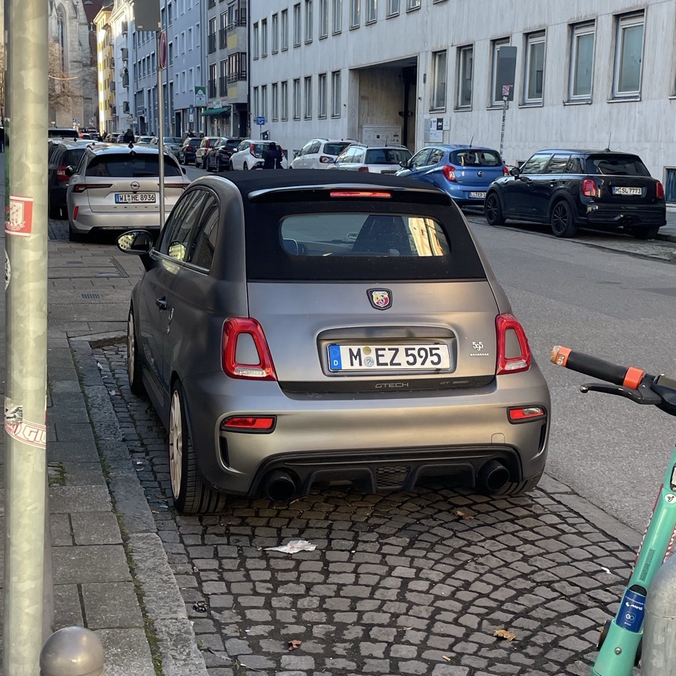Abarth 595C Competizione 70th Anniversary Edition