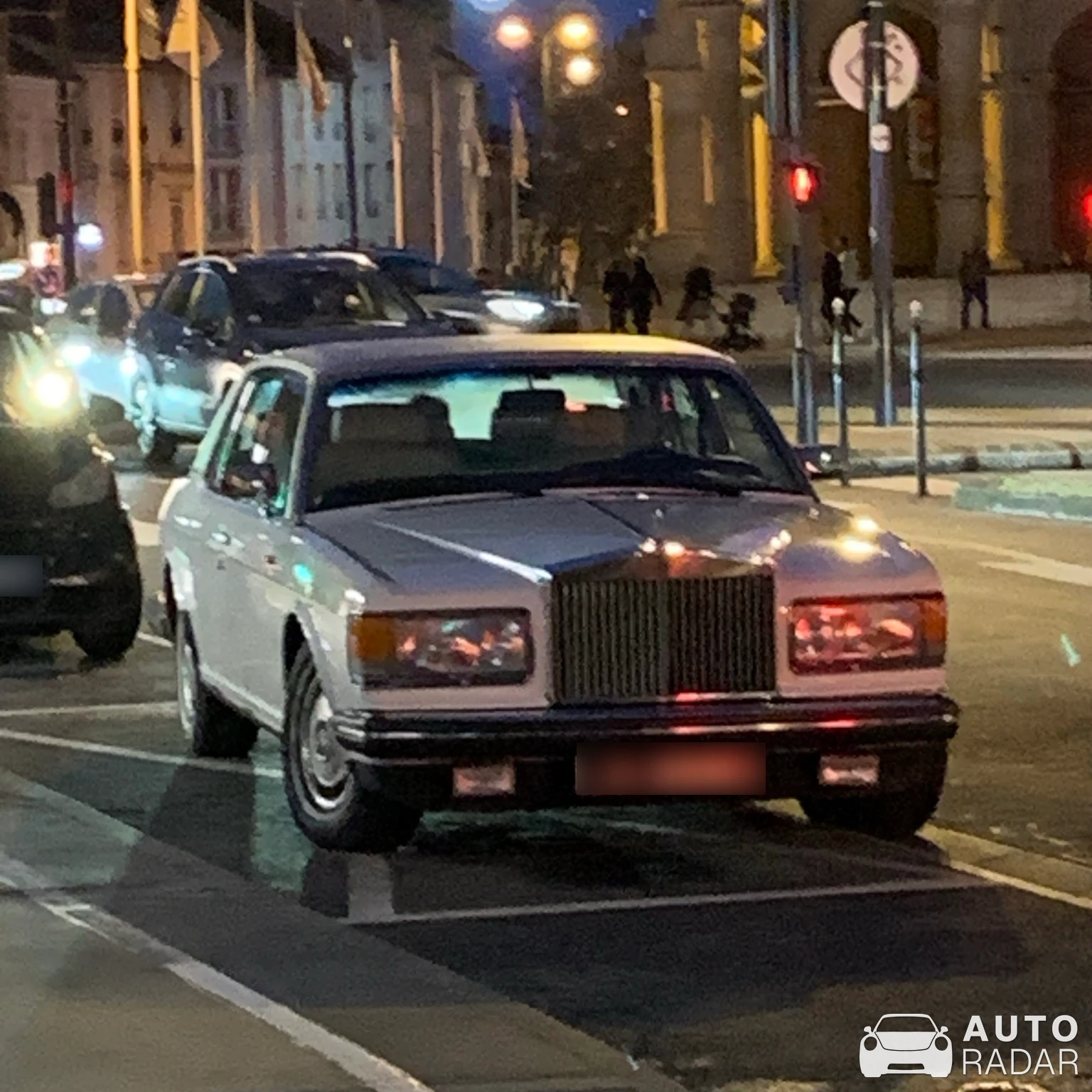 Rolls-Royce Silver Spirit spotted in Colombes, France