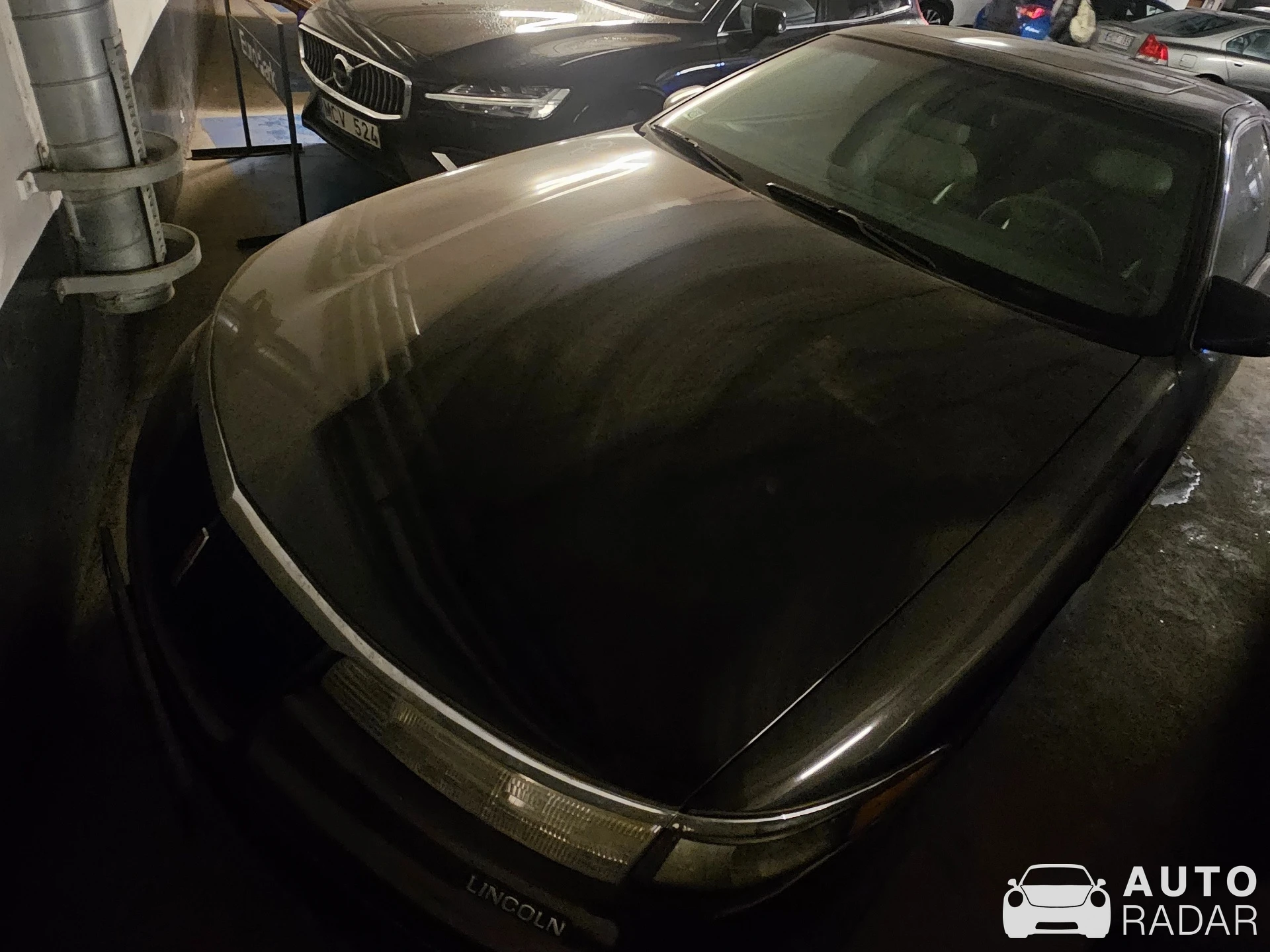 Lincoln Mark VIII spotted in Riga