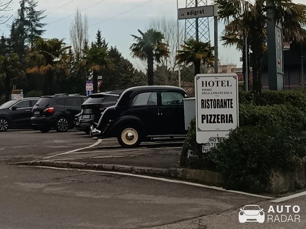 Fiat 1100 spotted in Arezzo
