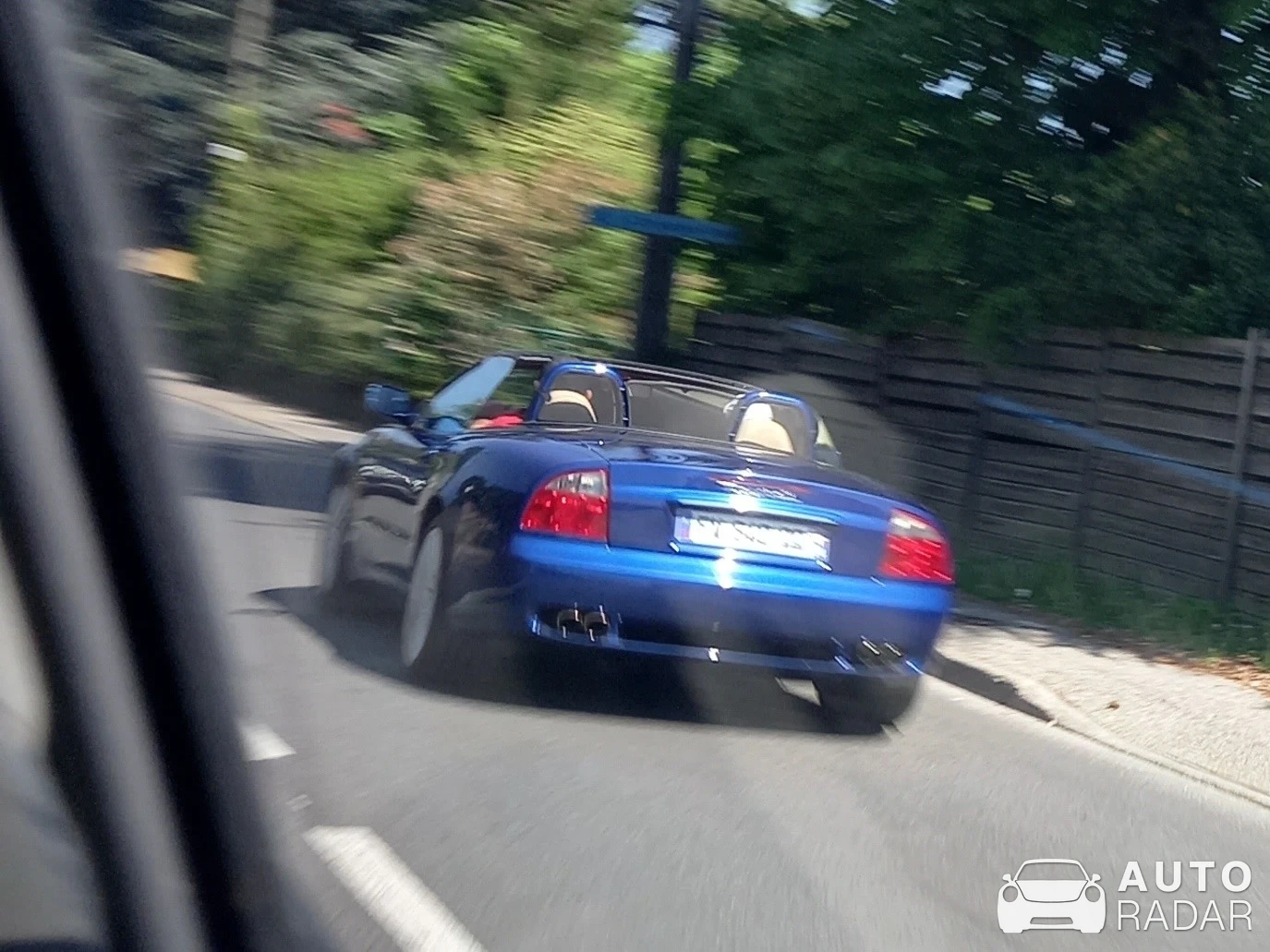 Maserati 4200 GT Spyder spotted in Sevrier