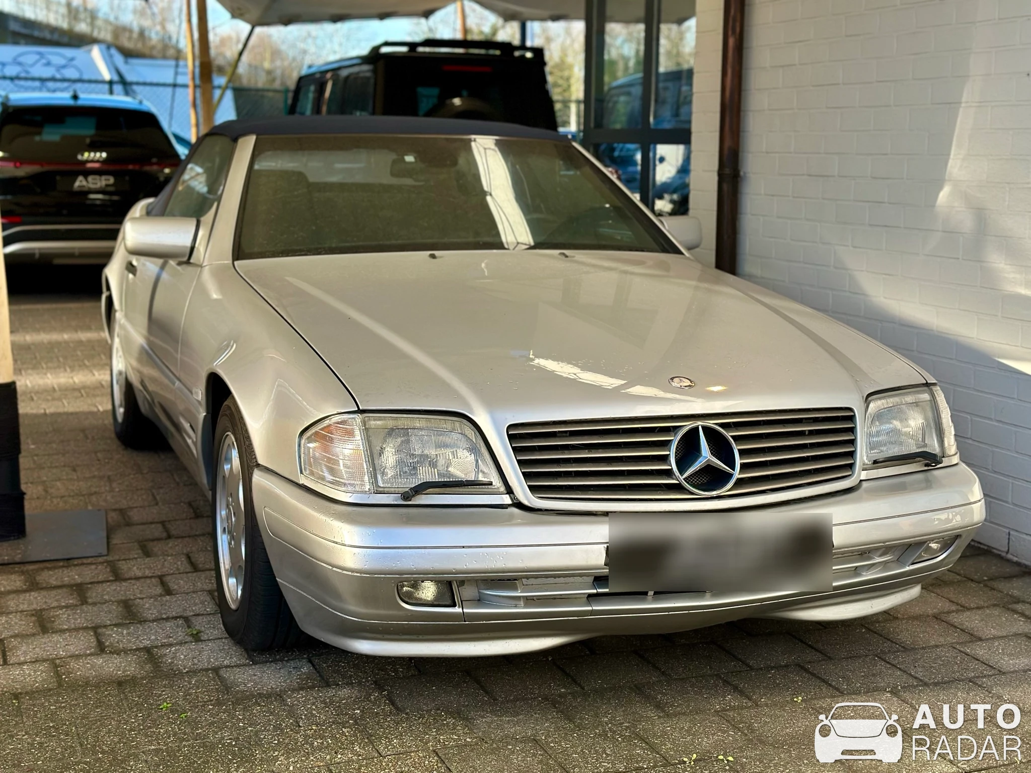 Mercedes-Benz 300SL-24 R129 spotted in Brasschaat