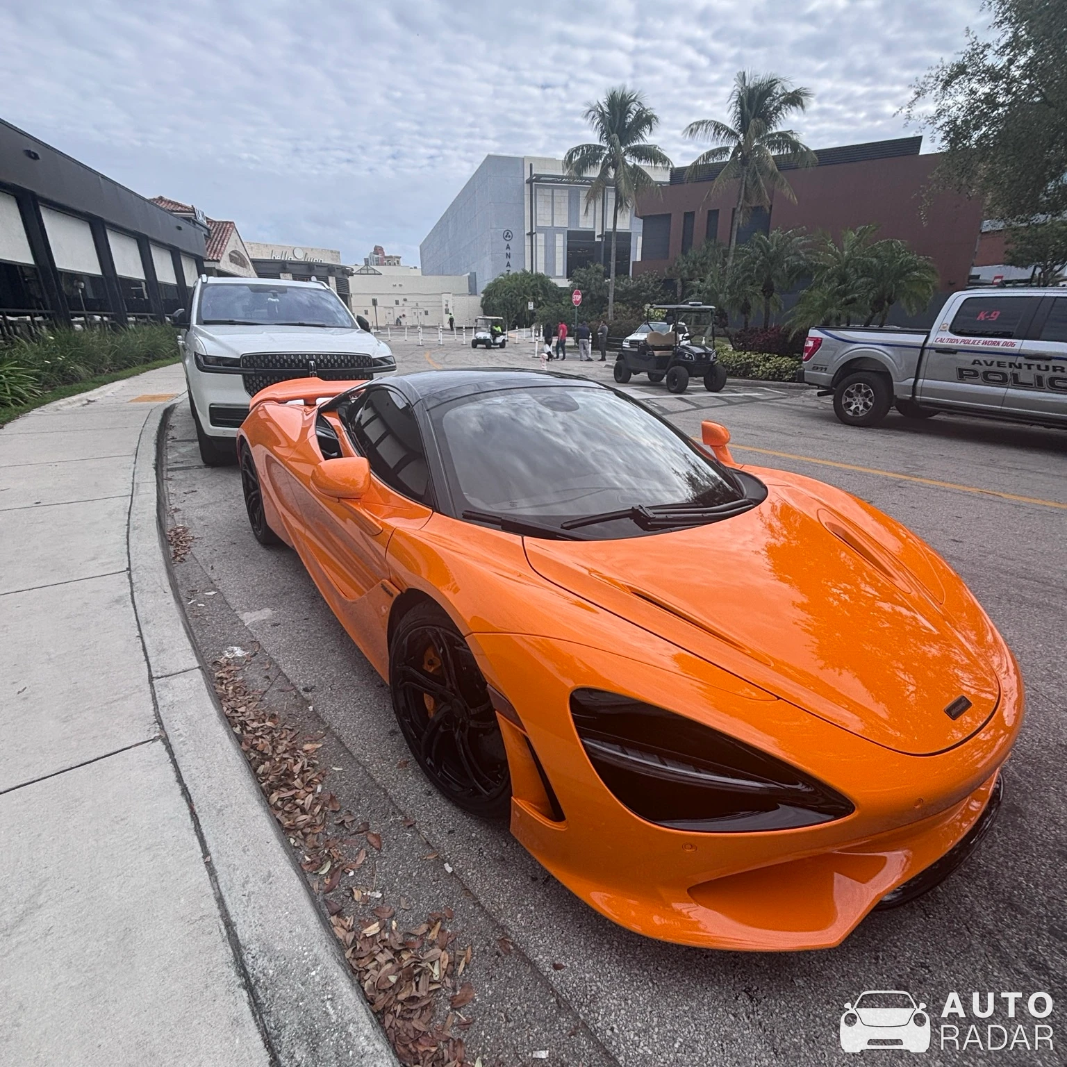 McLaren 720S Spider spotted in Aventura, United States