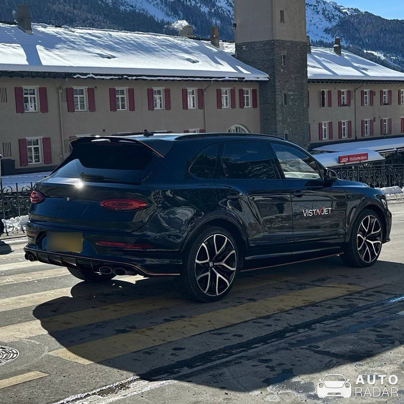 Bentley Bentayga Speed spotted in Sankt Moritz, Schweiz