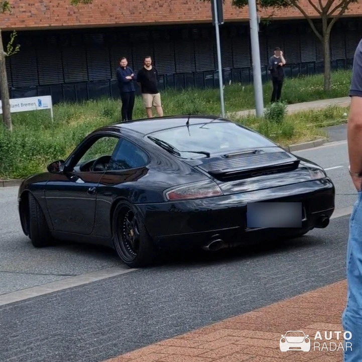 Porsche 996 Carrera S spotted in Bremen