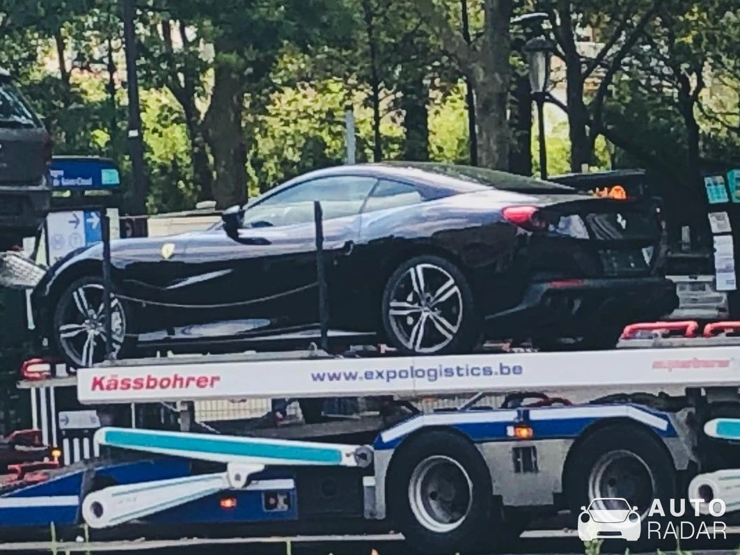 Ferrari Portofino spotted in Boulogne-Billancourt, France