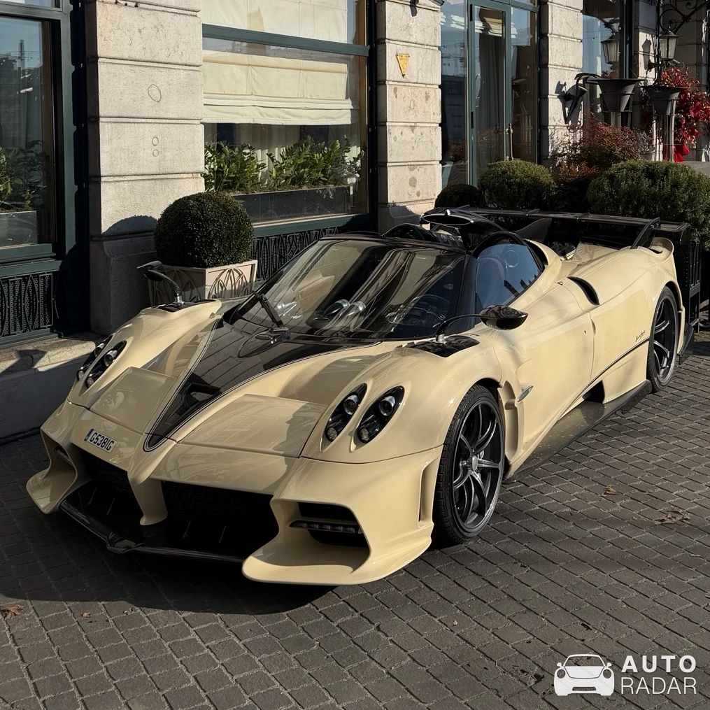 Pagani Huayra Imola Roadster spotted in Genf, Suisse