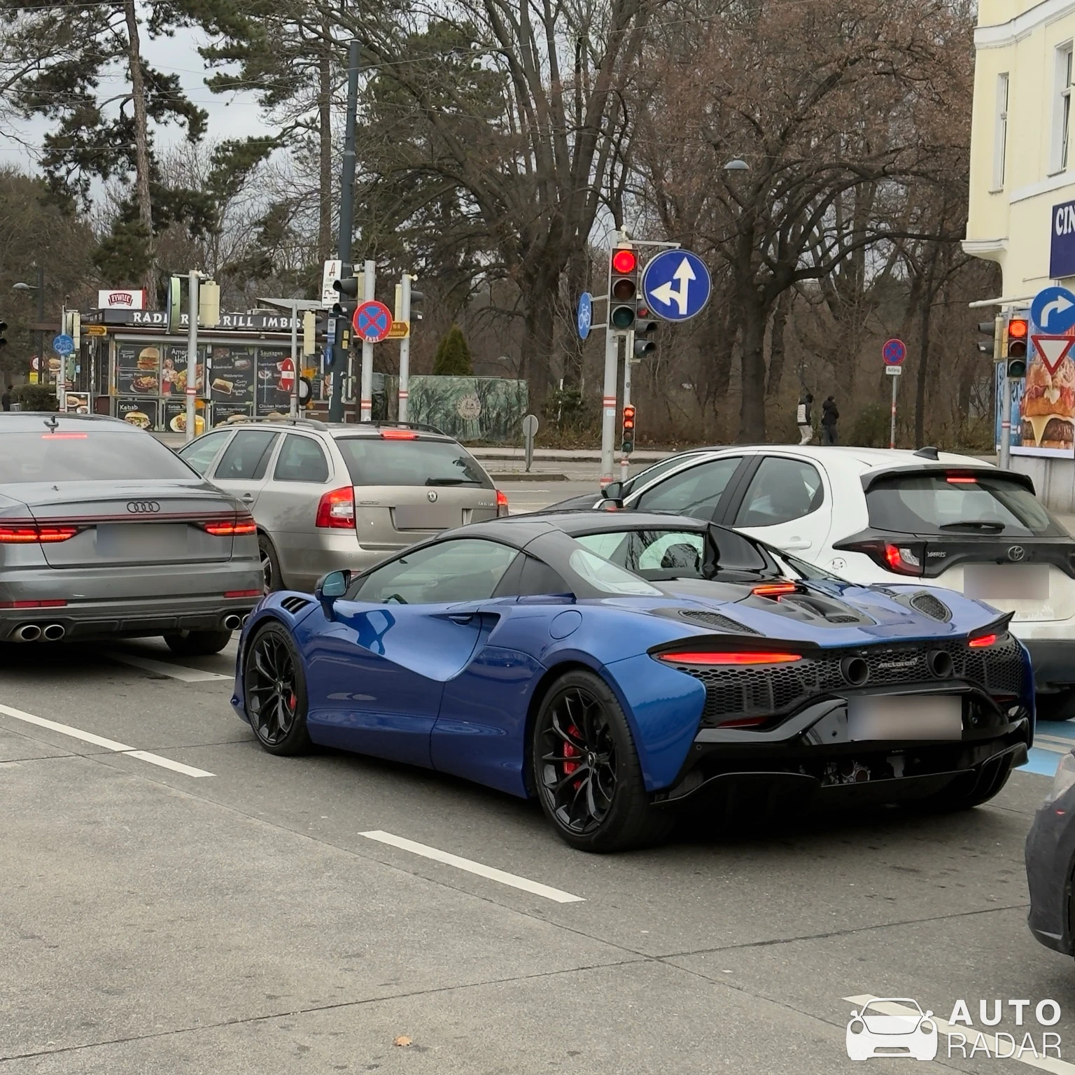 McLaren 720S Spider spotted in Budapest, Magyarország