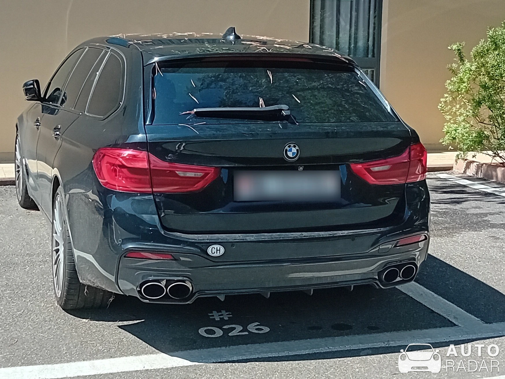 Alpina B5 Touring spotted in Castiglione della Pescaia