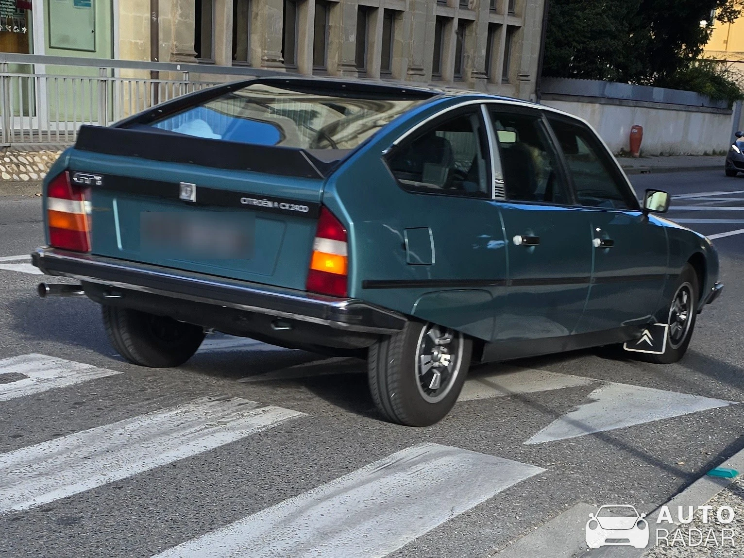 Citroën CX 25 GTi Turbo spotted in Crest