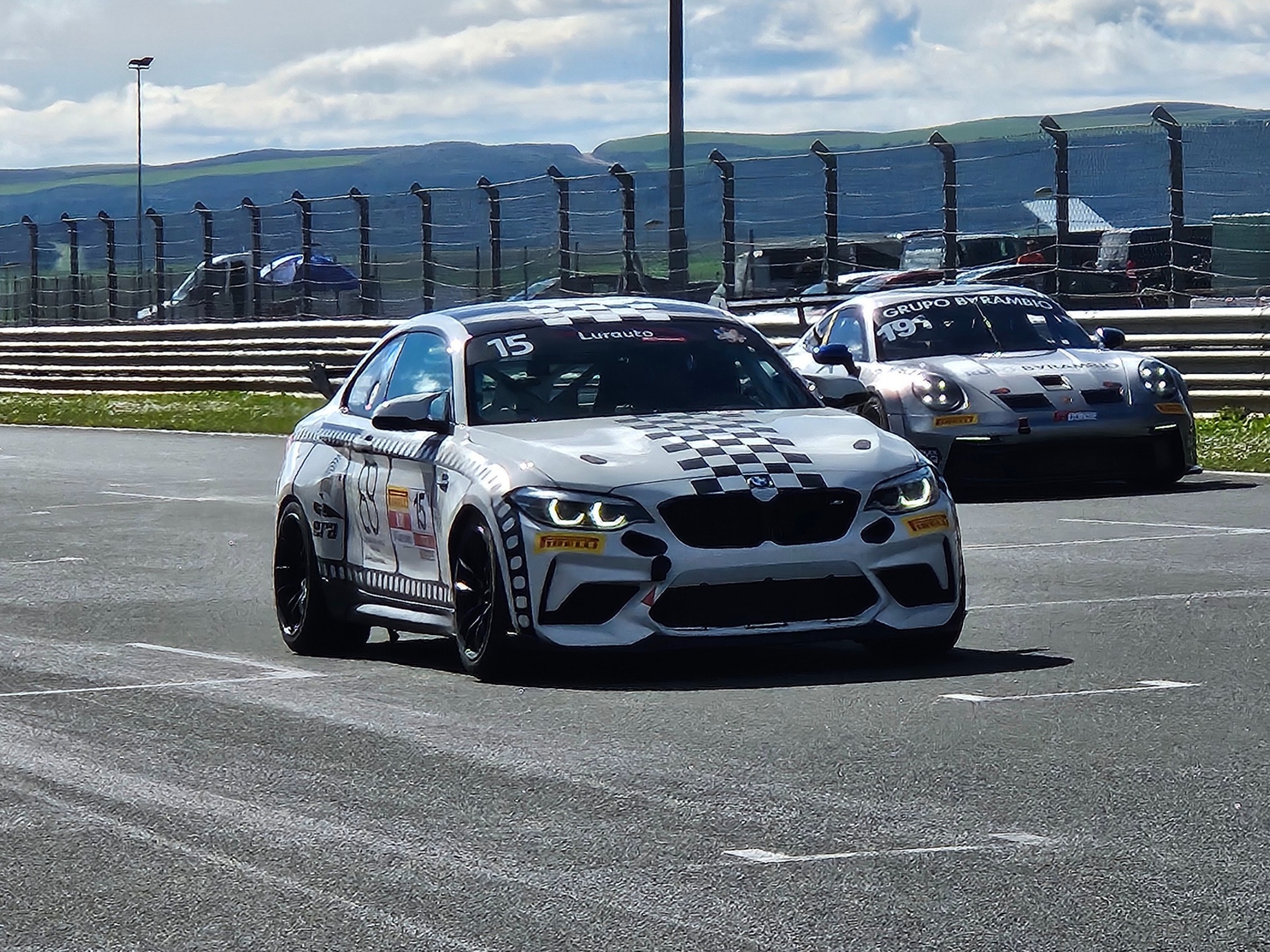 BMW M2 F87 CS Racing
