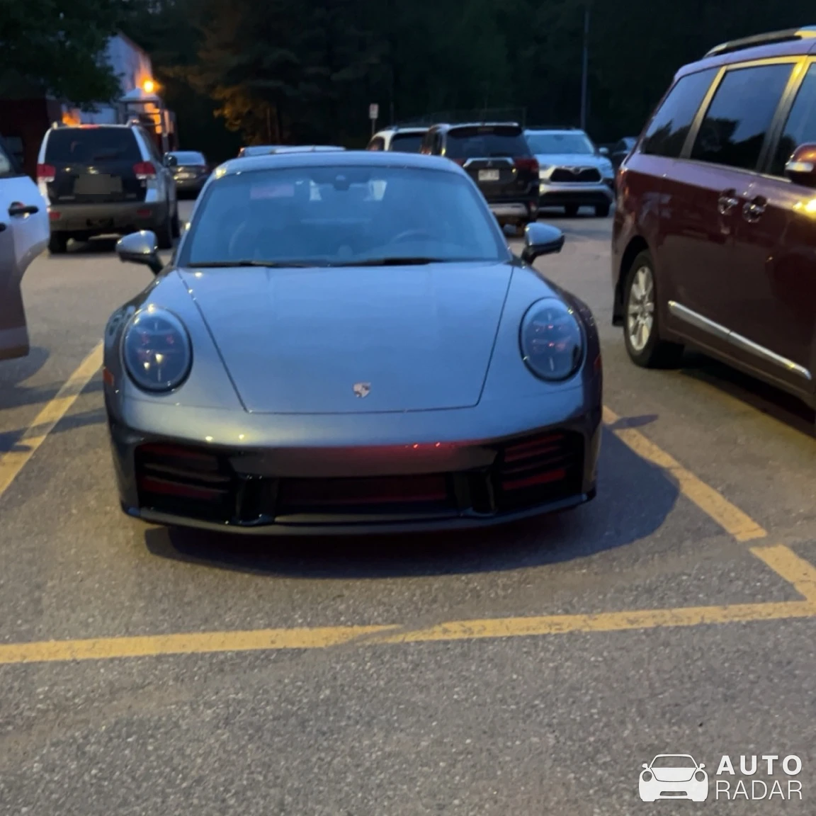 Porsche 992 Carrera MkI spotted in Trois-Rivières