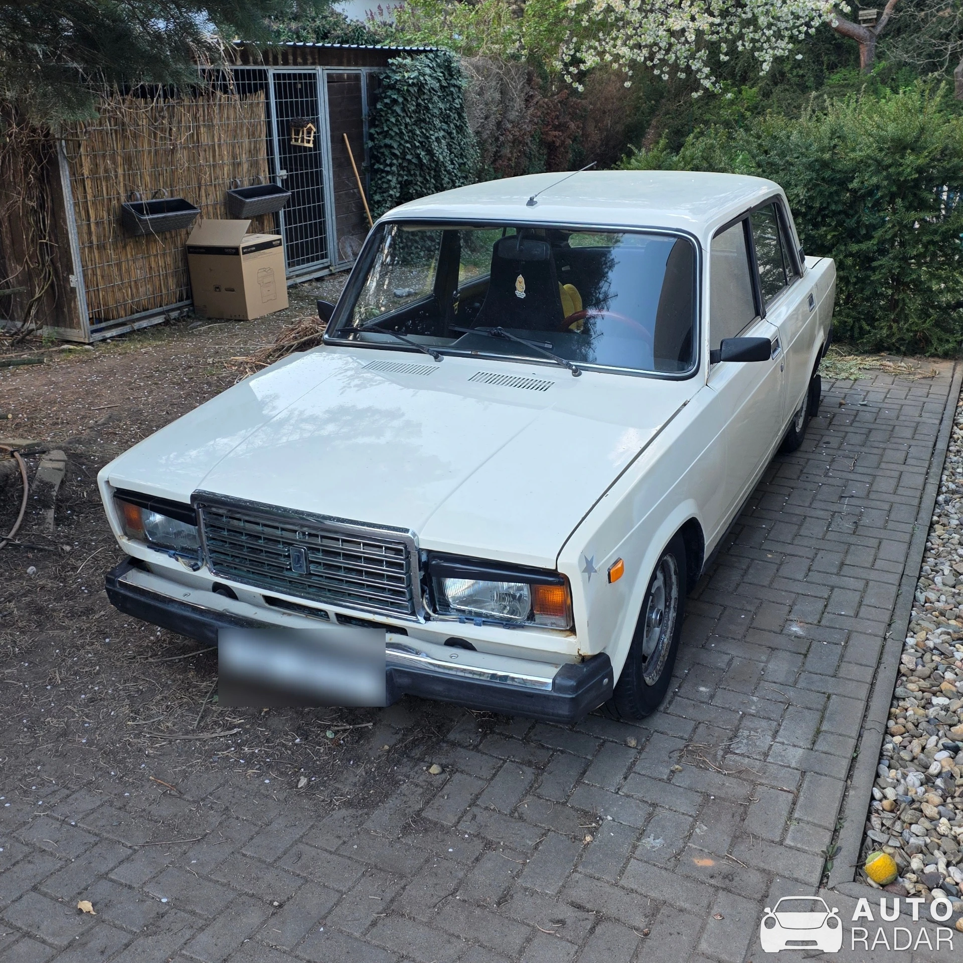Lada 2107 spotted in Praha