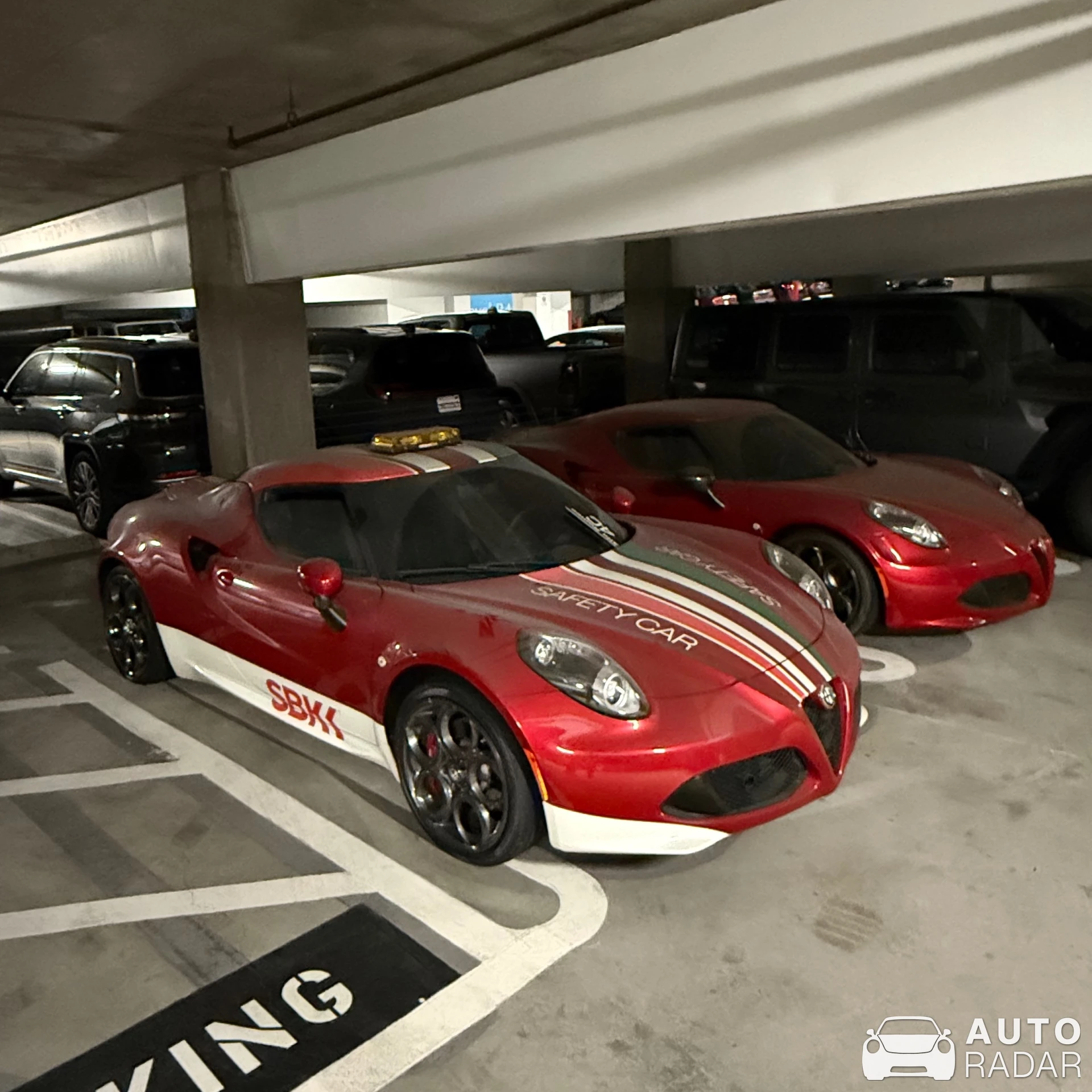 Alfa Romeo 4C Coupé Competizione spotted in Glendale