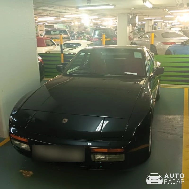 Porsche 944 spotted in Sarıyer, Türkiye