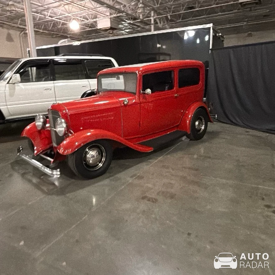 Ford 1932 Tudor Sedan spotted in Phoenix, United States