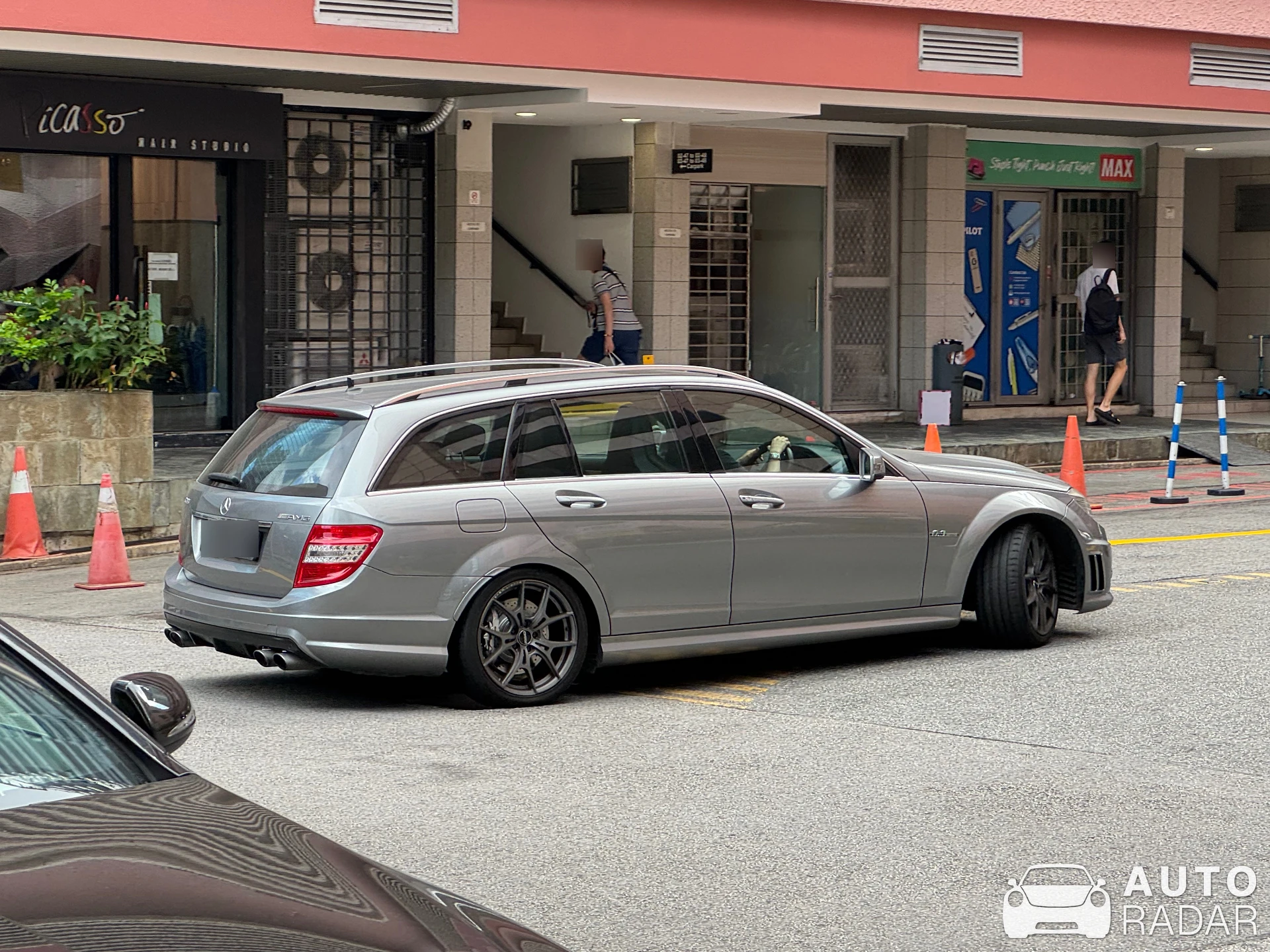 Mercedes-AMG C 63 Estate S204 spotted in Singapore