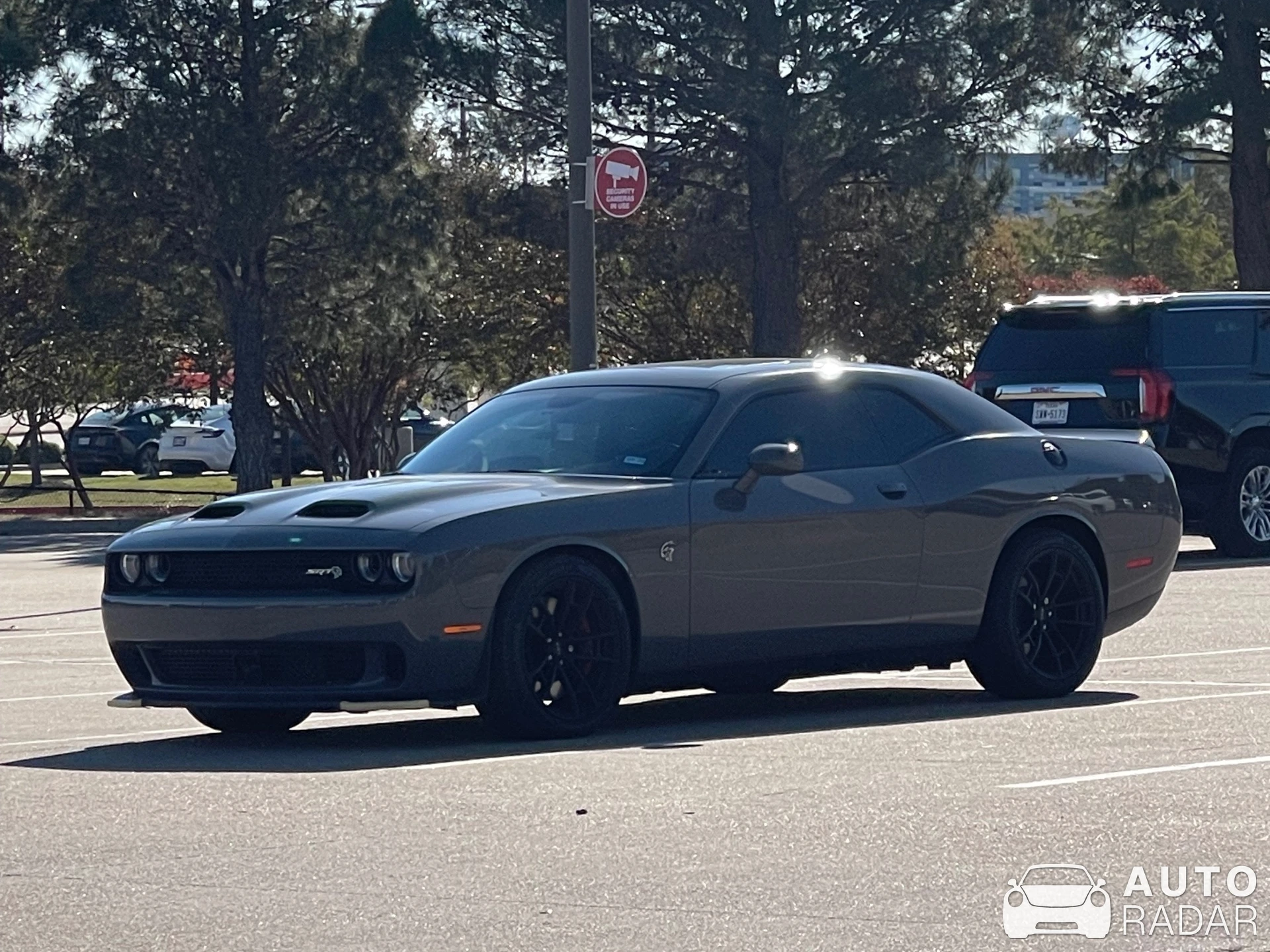 Dodge Challenger SRT Hellcat spotted in Euless, Estados Unidos
