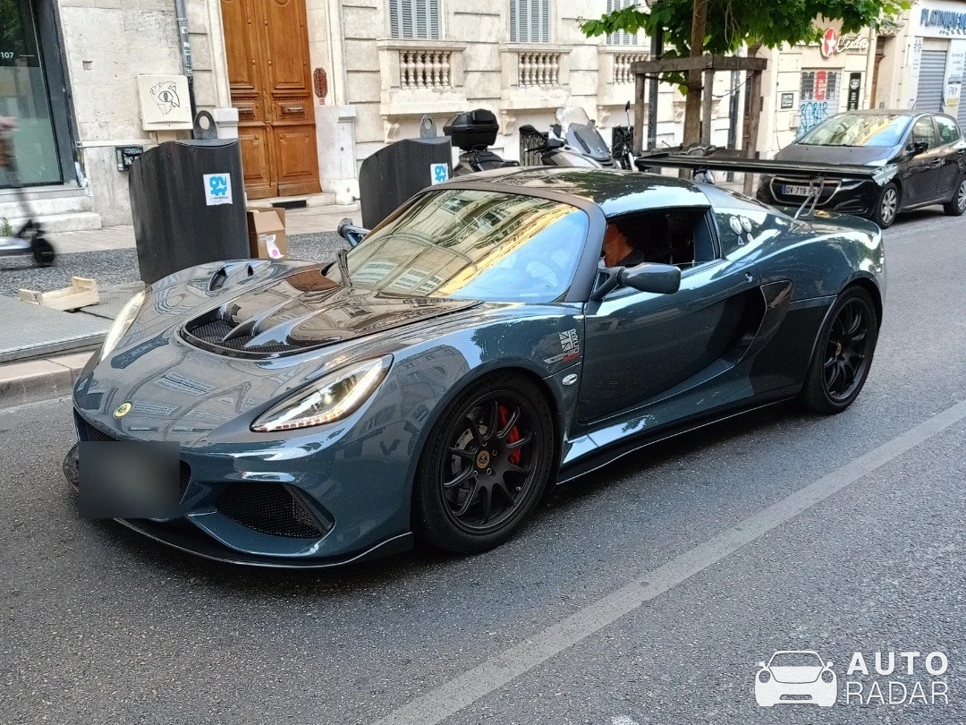 Lotus Exige 430 Cup Final Edition spotted in Marseille